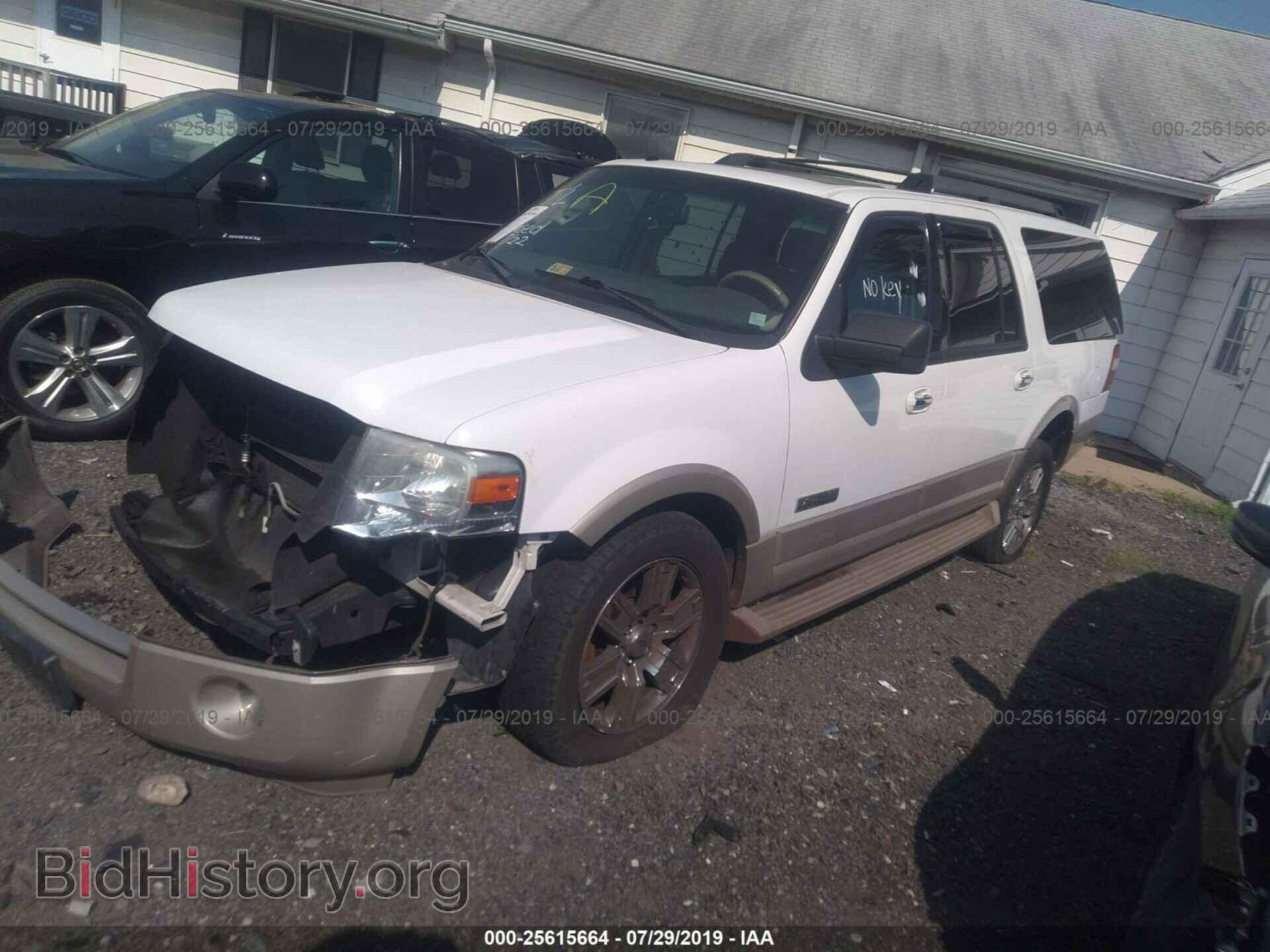 2007 FORD EXPEDITION - VIN: 1FMFK17507LA13573 - Фото 2