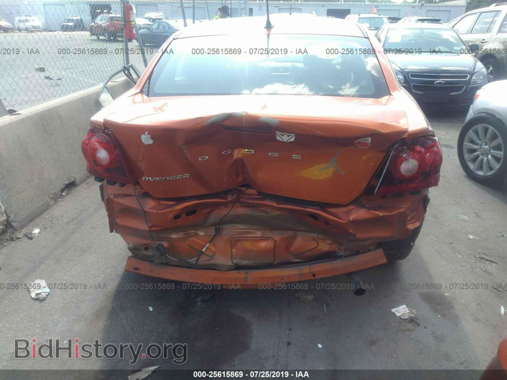 2011 DODGE AVENGER - VIN: 1B3BD4FBXBN616972 - Photo 6