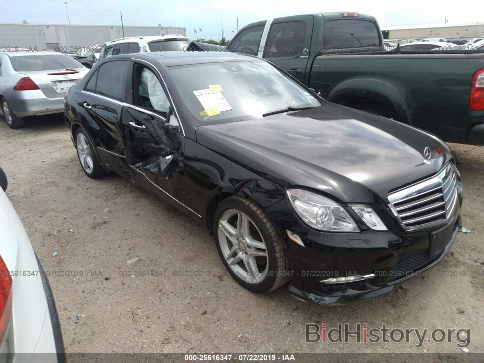 Photo WDDHF5KB0DA690075 - MERCEDES-BENZ E 2013