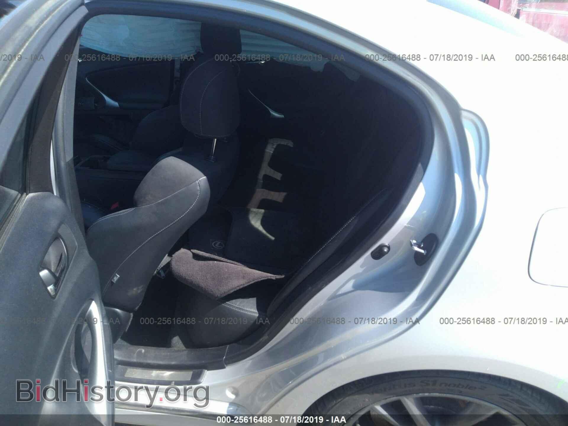 2011 LEXUS IS - VIN: JTHBF5C24B5135052 - Фото 8