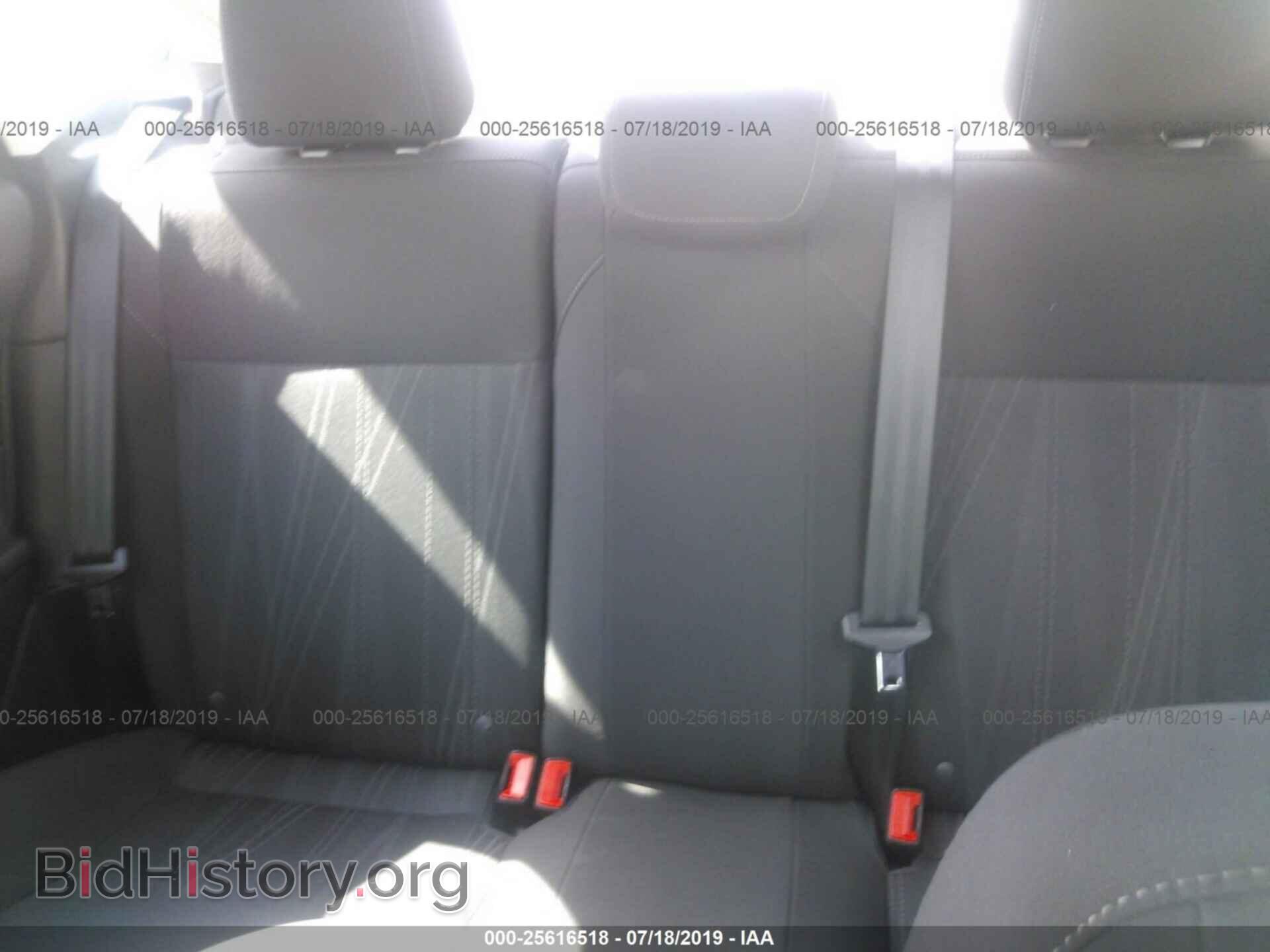 2016 FORD FOCUS - VIN: 1FADP3E28GL226505 - Фото 8