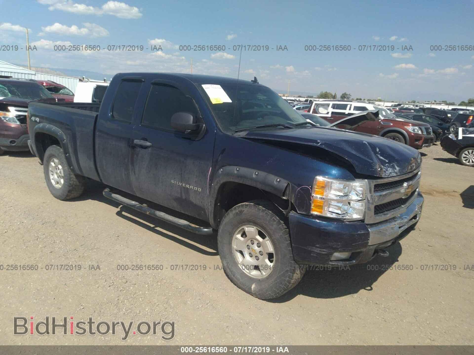 Фотография 1GCRKSE32BZ406263 - CHEVROLET SILVERADO 2011