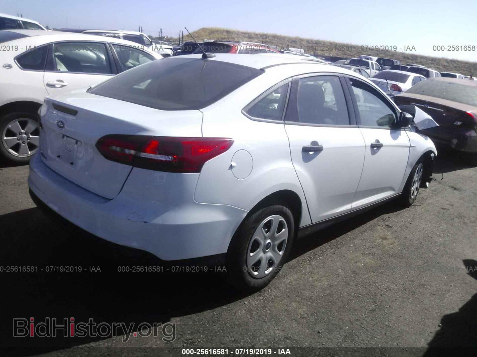 2018 FORD FOCUS - VIN: 1FADP3E20JL288102 - Фото 4