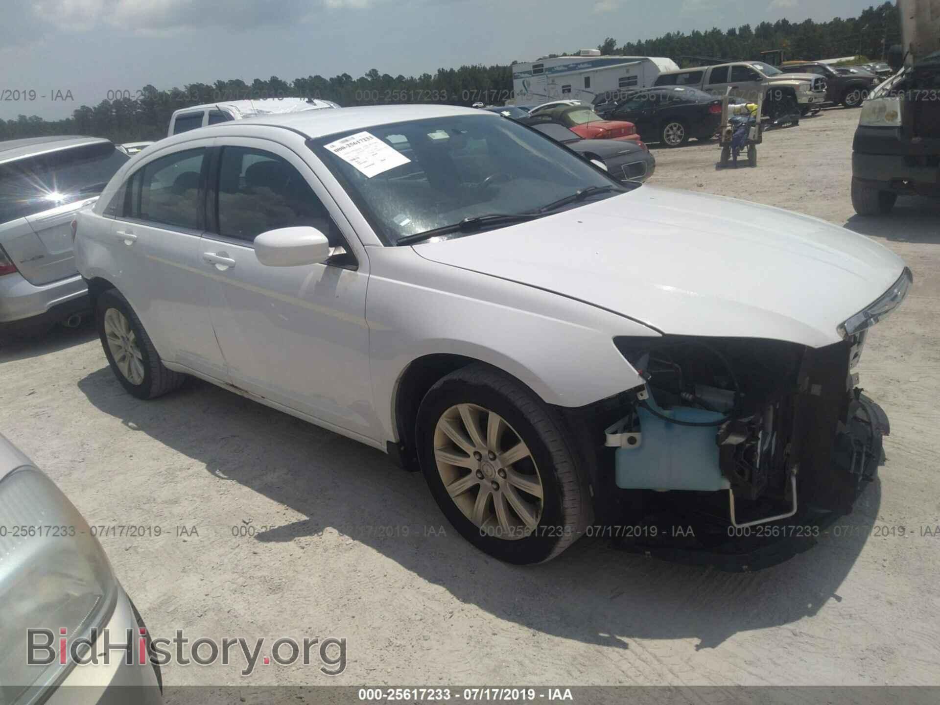 Photo 1C3CCBBB0DN672815 - CHRYSLER 200 2013