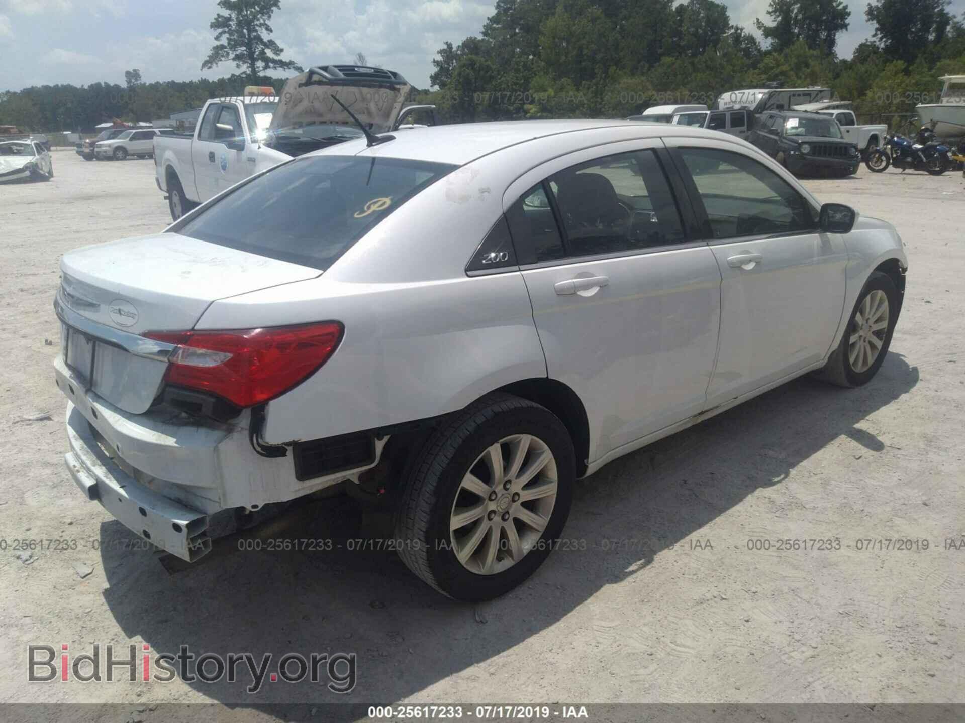 2013 CHRYSLER 200 - VIN: 1C3CCBBB0DN672815 - Photo 4
