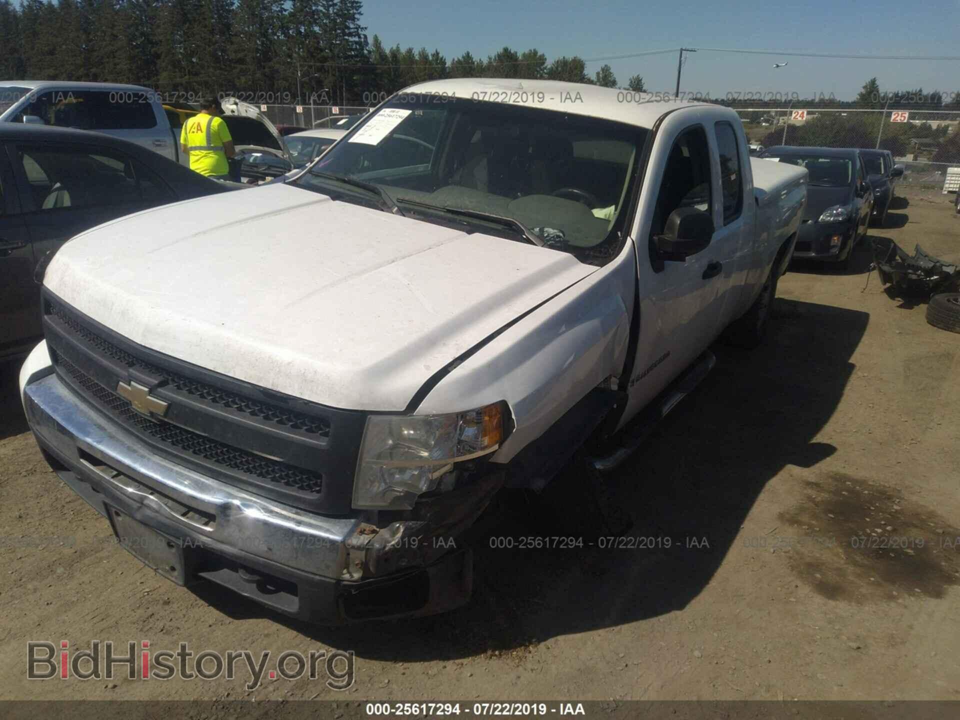 2007 CHEVROLET SILVERADO - VIN: 2GCEK190671706526 - Фото 2