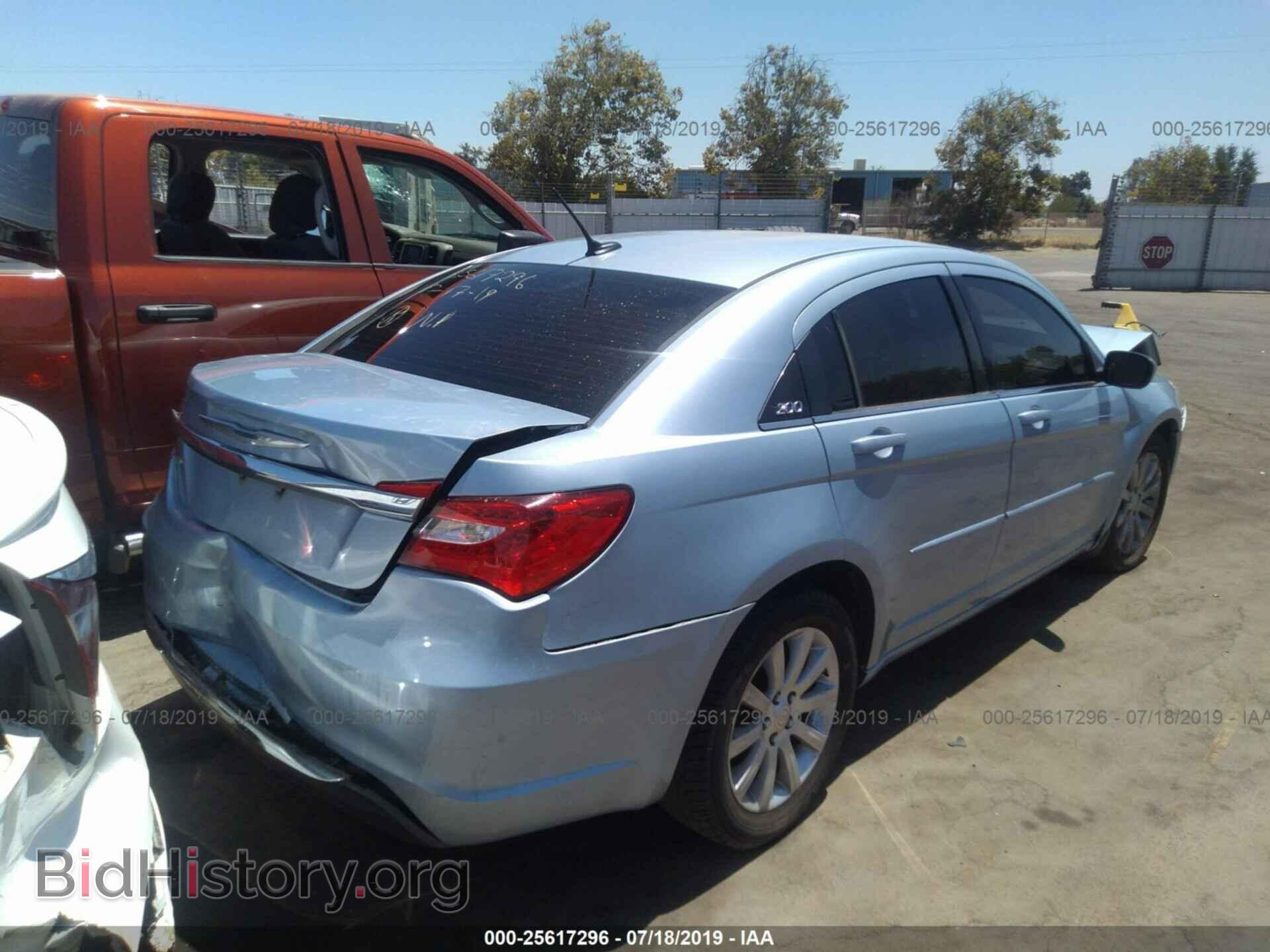 2012 CHRYSLER 200 - VIN: 1C3CCBBG0CN224178 - Photo 4