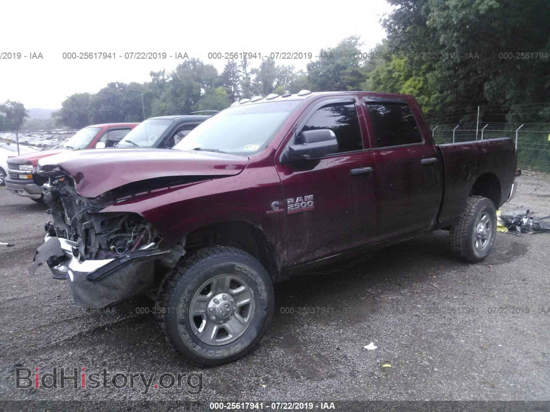 2017 RAM 2500 - VIN: 3C6UR5CLXHG537662 - Фото 2