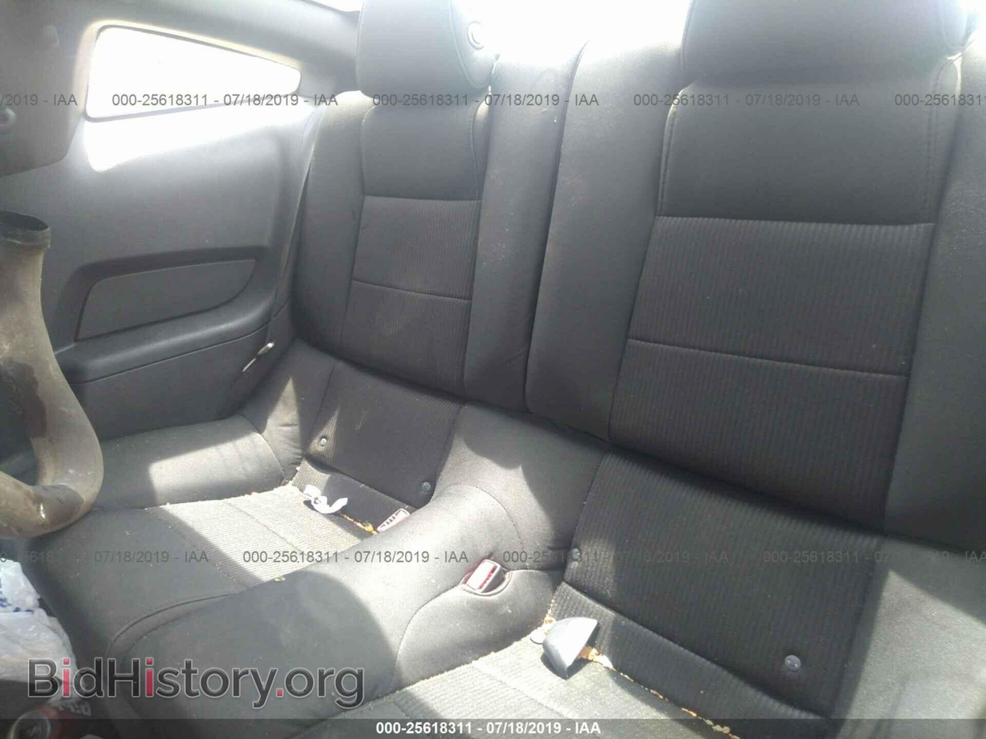 2011 FORD MUSTANG - VIN: 1ZVBP8CF3B5136094 - Фото 8