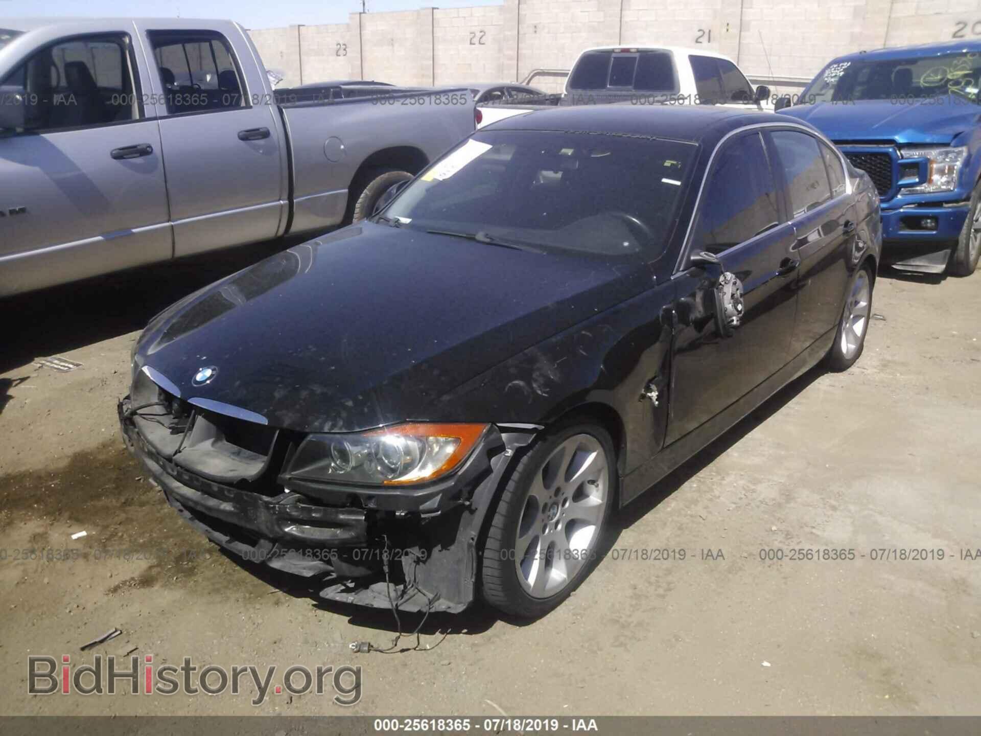 2008 BMW 335 - VIN: WBAVB73528KY65002 - Фото 2