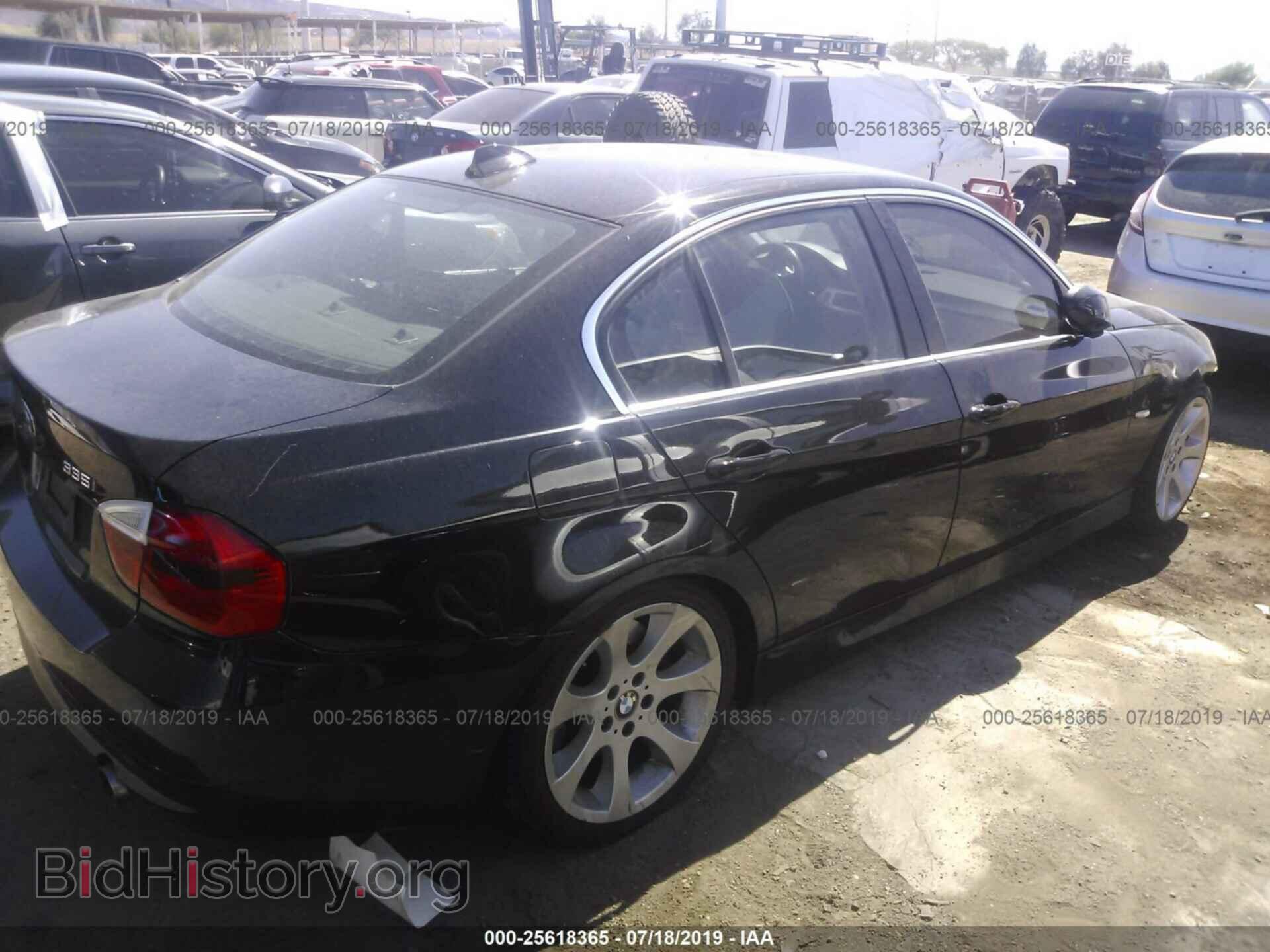 2008 BMW 335 - VIN: WBAVB73528KY65002 - Фото 4