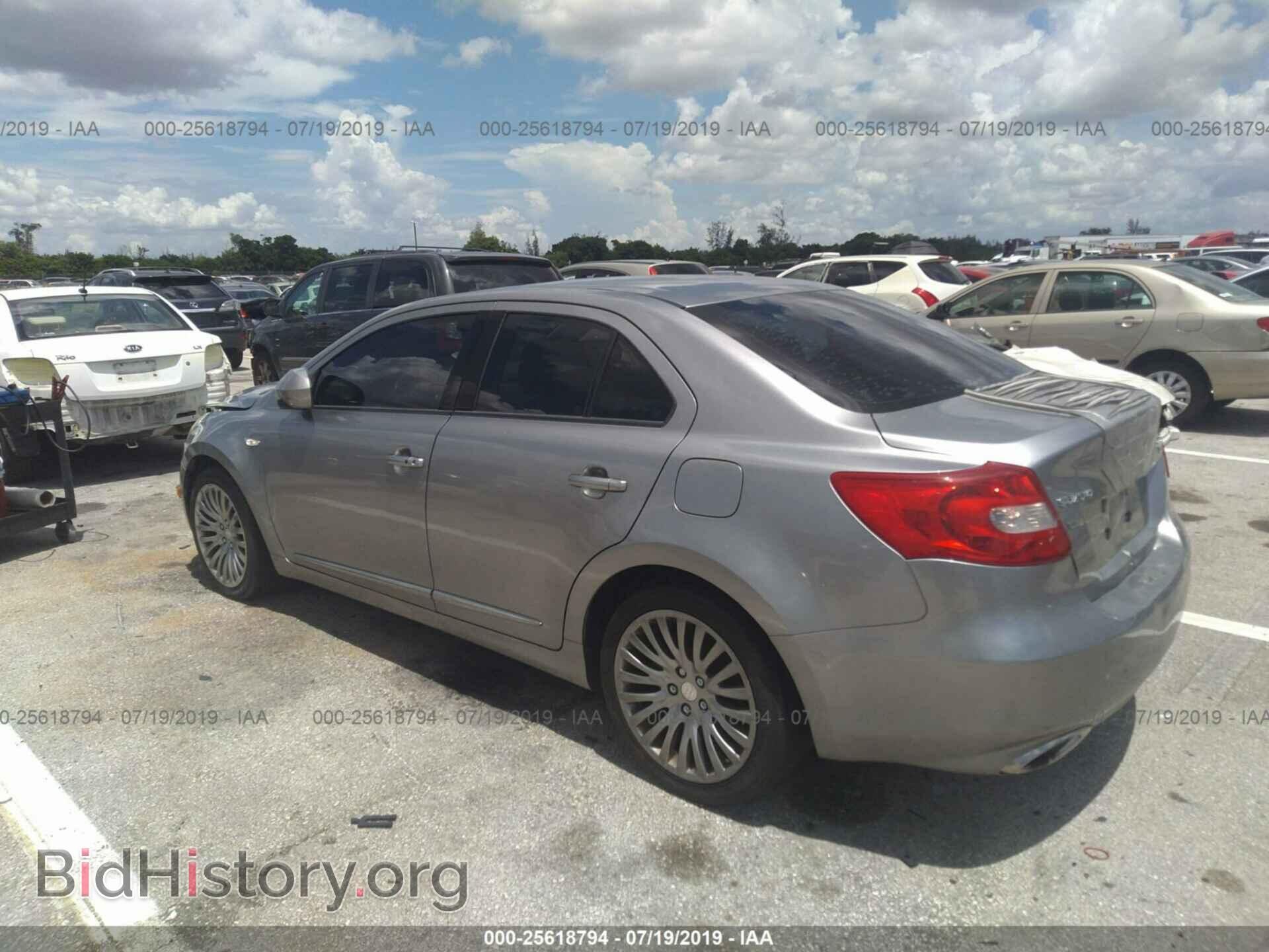 2010 SUZUKI KIZASHI - VIN: JS2RF9A50A6100592 - Фото 3