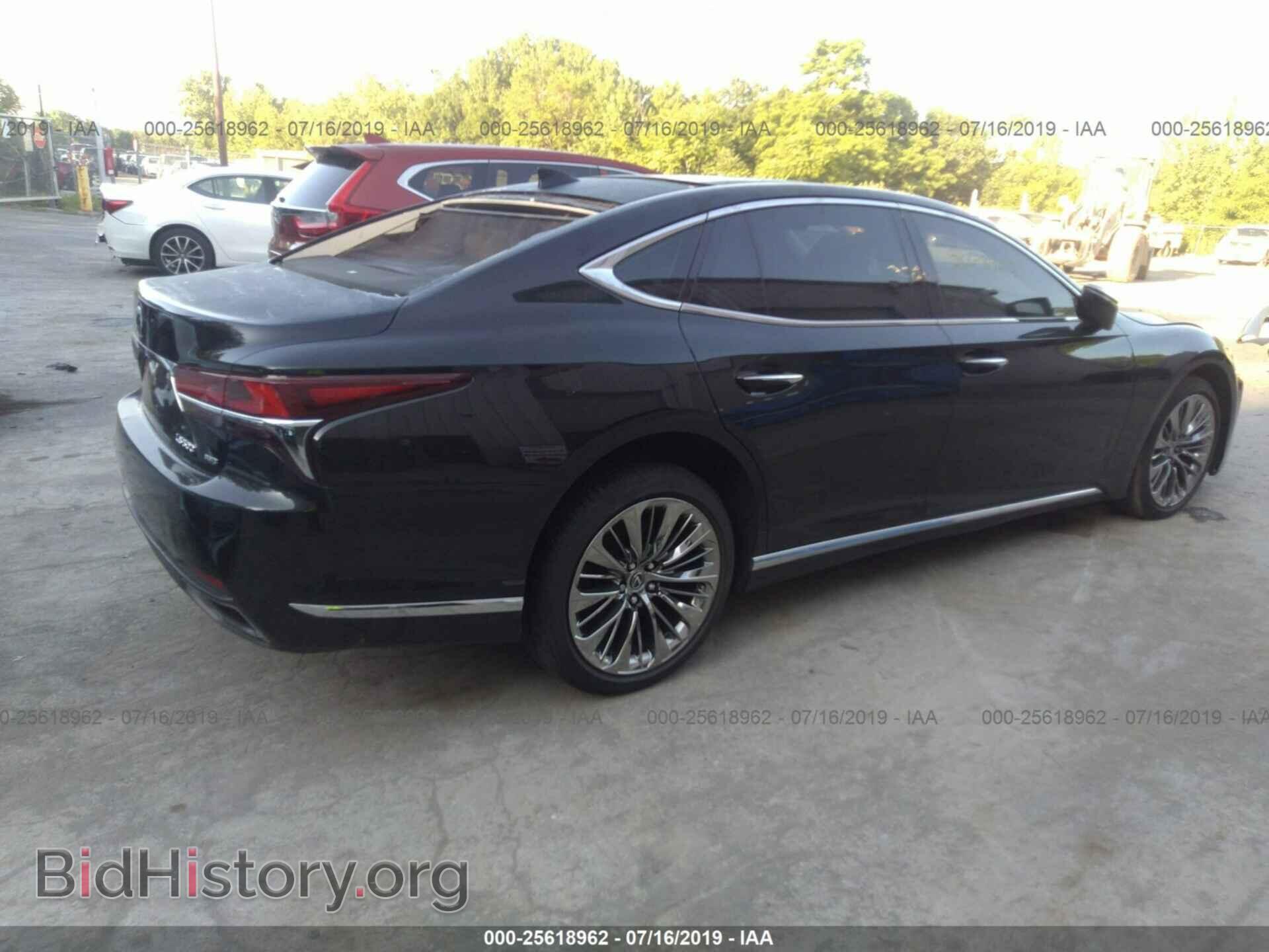 2018 LEXUS LS - VIN: JTHC5LFF3J5000248 - Photo 4