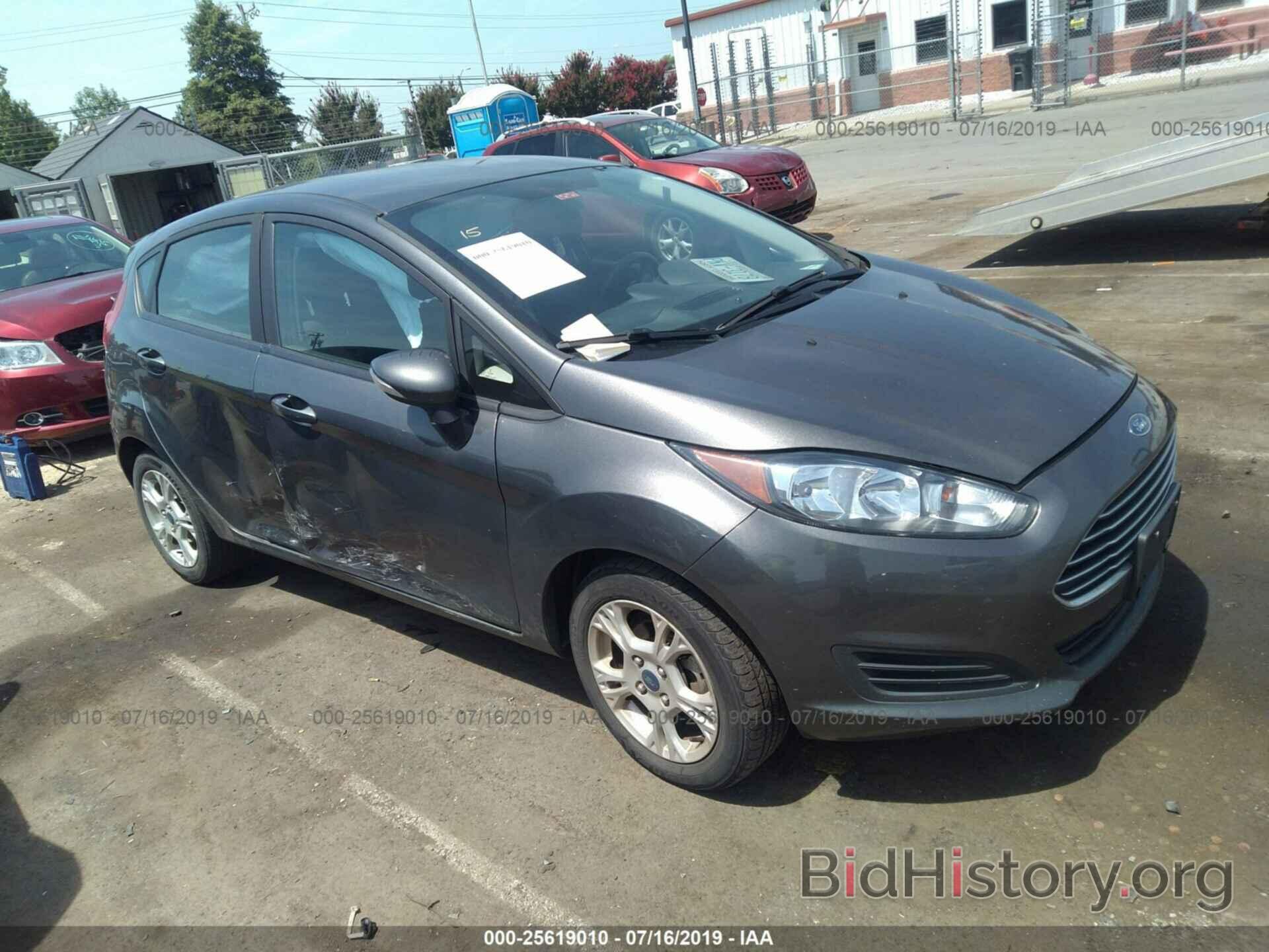 Photo 3FADP4EJ3FM213946 - FORD FIESTA 2015