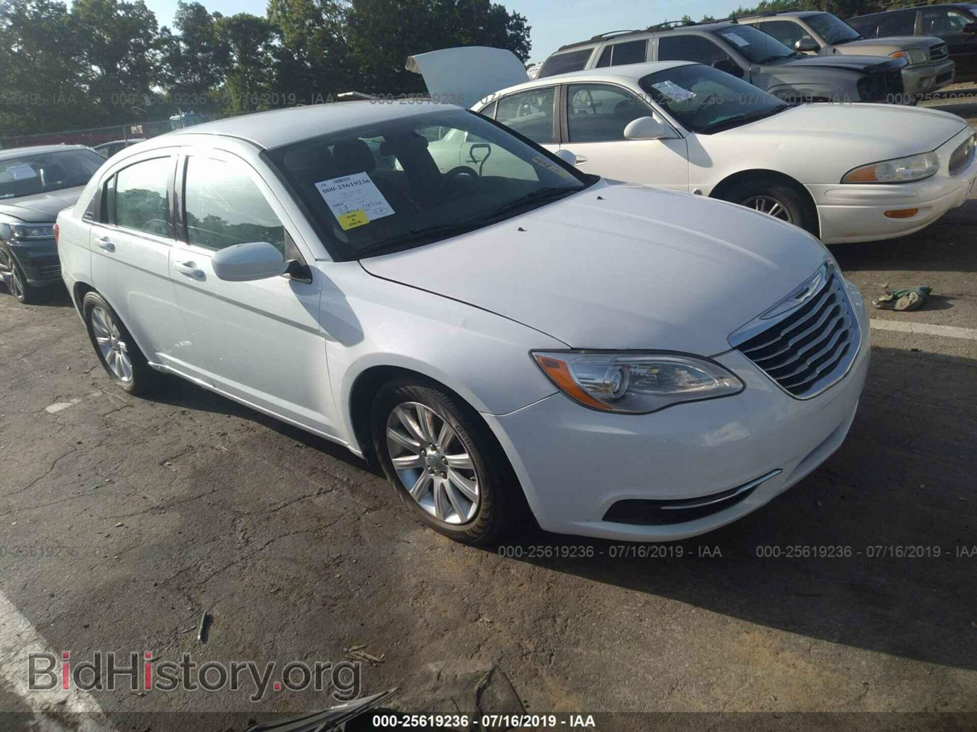 Фотография 1C3CCBBG8EN114157 - CHRYSLER 200 2014