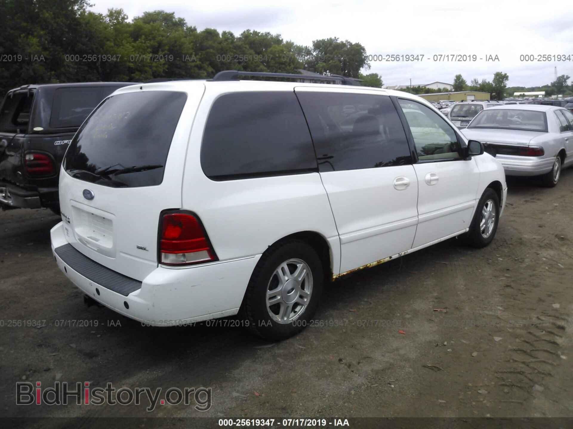 2007 FORD FREESTAR - VIN: 2FMZA52247BA02404 - Фото 4