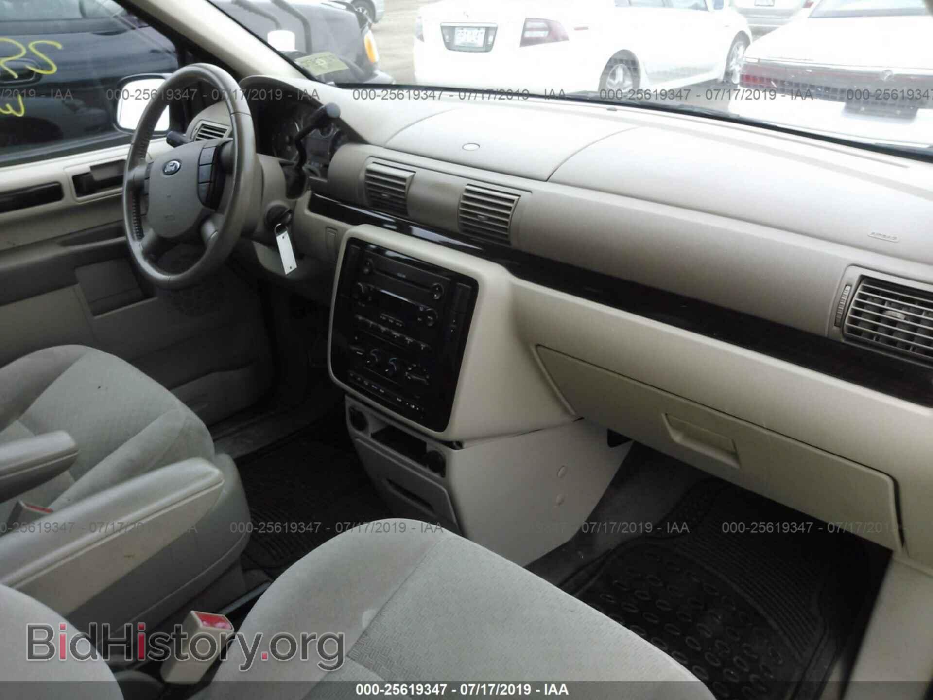 2007 FORD FREESTAR - VIN: 2FMZA52247BA02404 - Фото 5