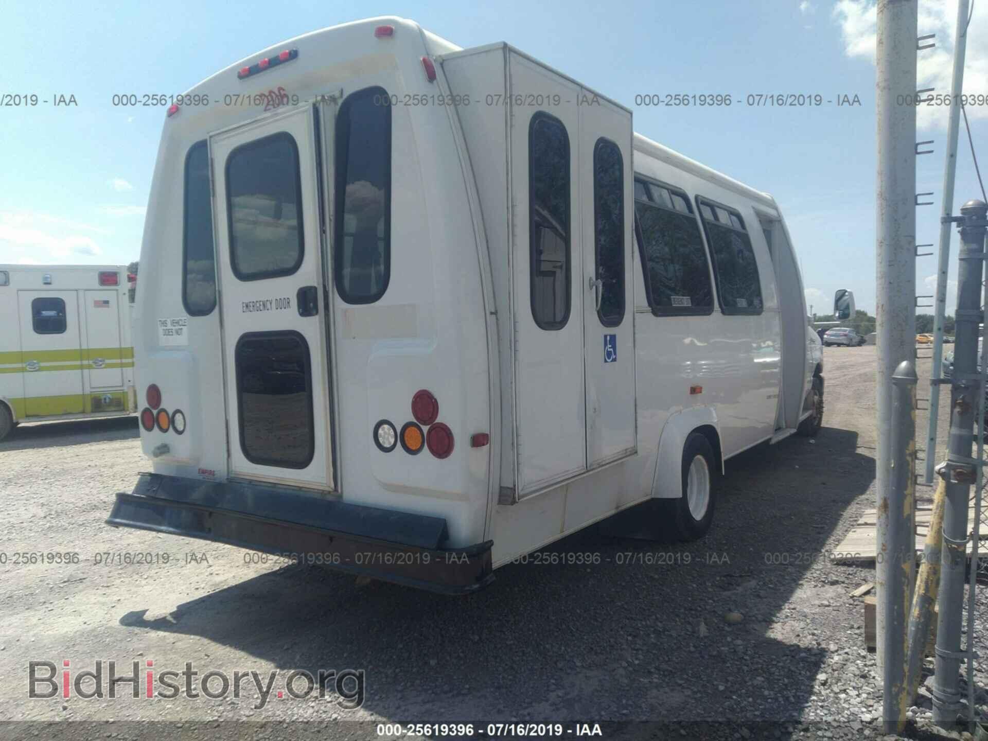 2009 FORD ECONOLINE - VIN: 1FDXE45S59DA80947 - Фото 4