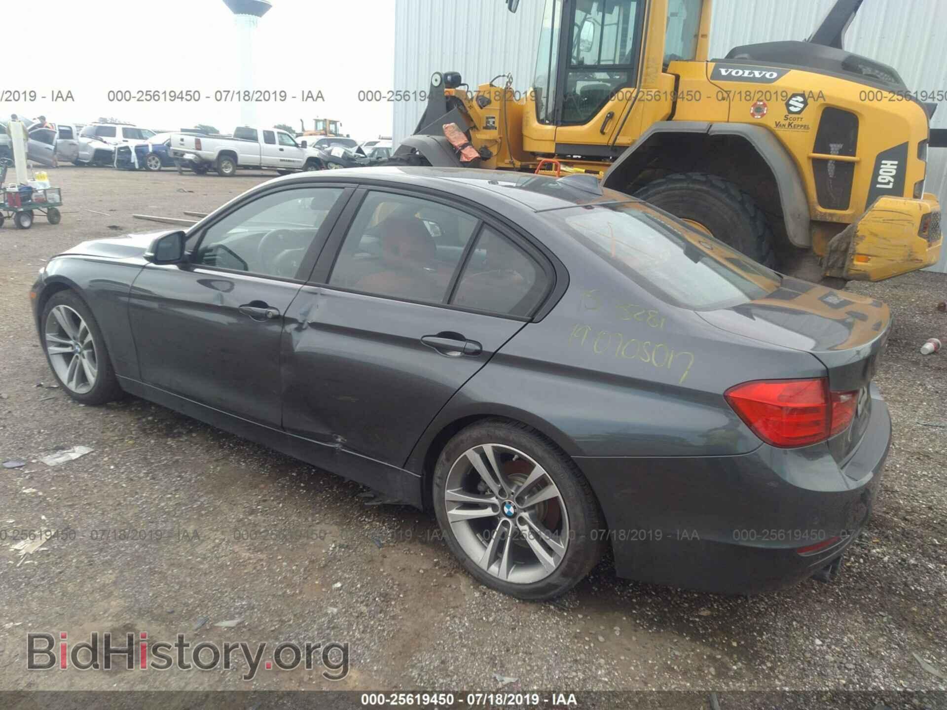 2015 BMW 328 - VIN: WBA3A5C53FF608449 - Фото 3