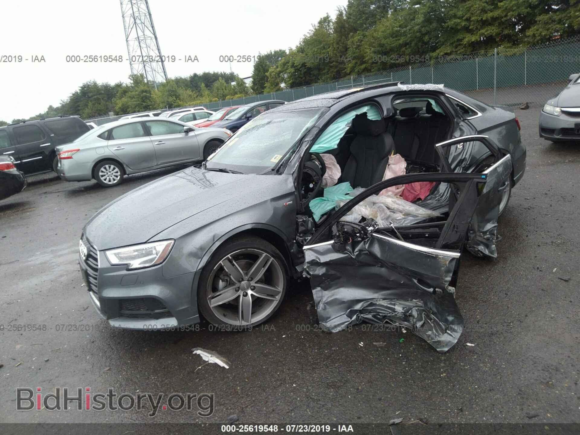 2018 AUDI A3 - VIN: WAUJ8GFF2J1075115 - Фото 2
