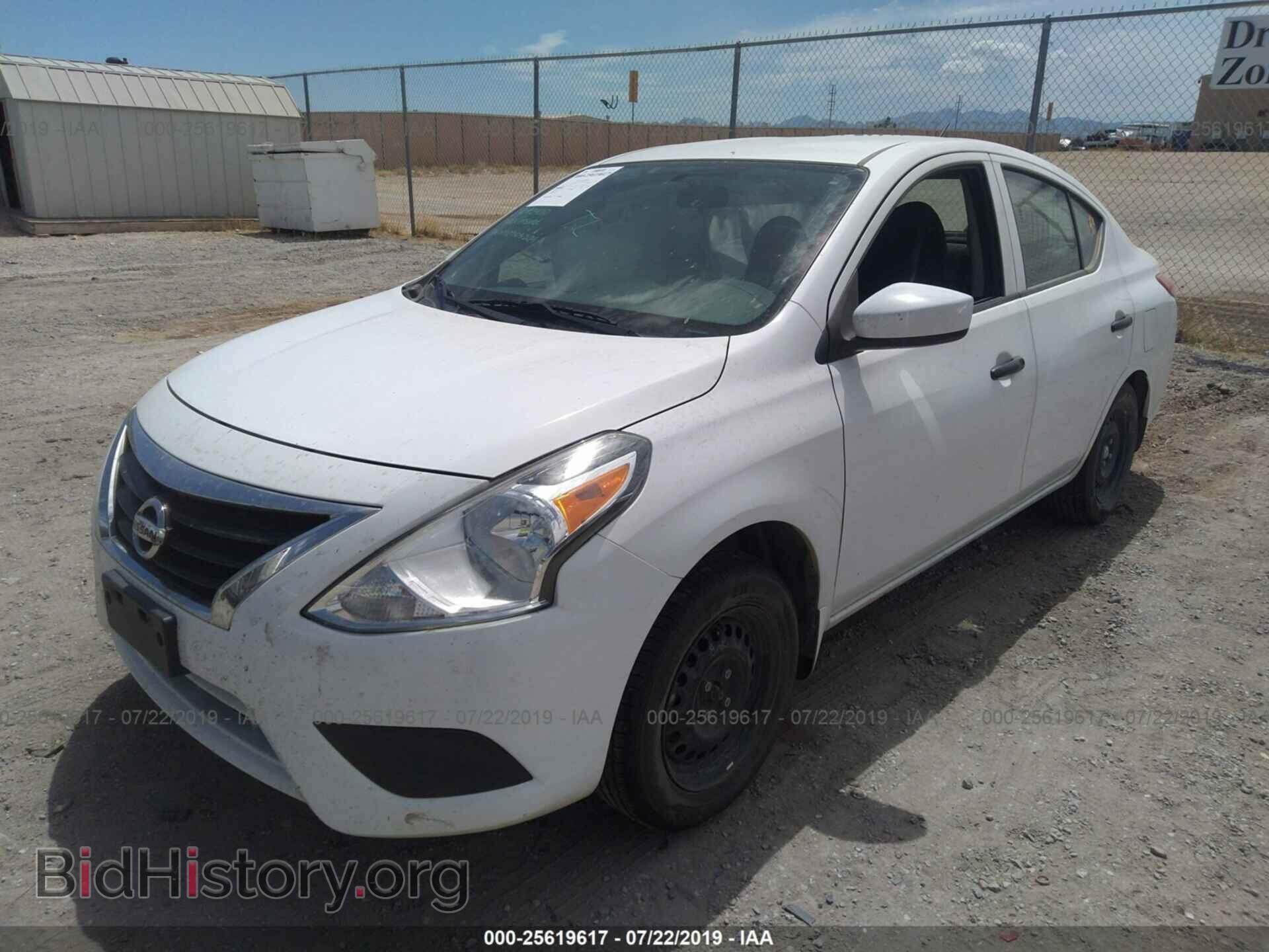 2017 NISSAN VERSA - VIN: 3N1CN7AP8HL805295 - Фото 2