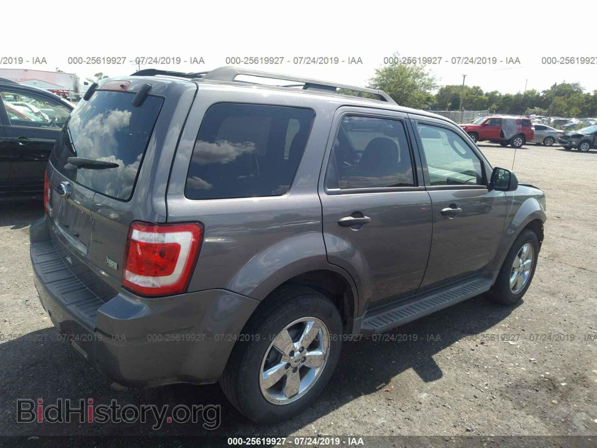 2011 FORD ESCAPE - VIN: 1FMCU9DG4BKC28583 - Photo 4