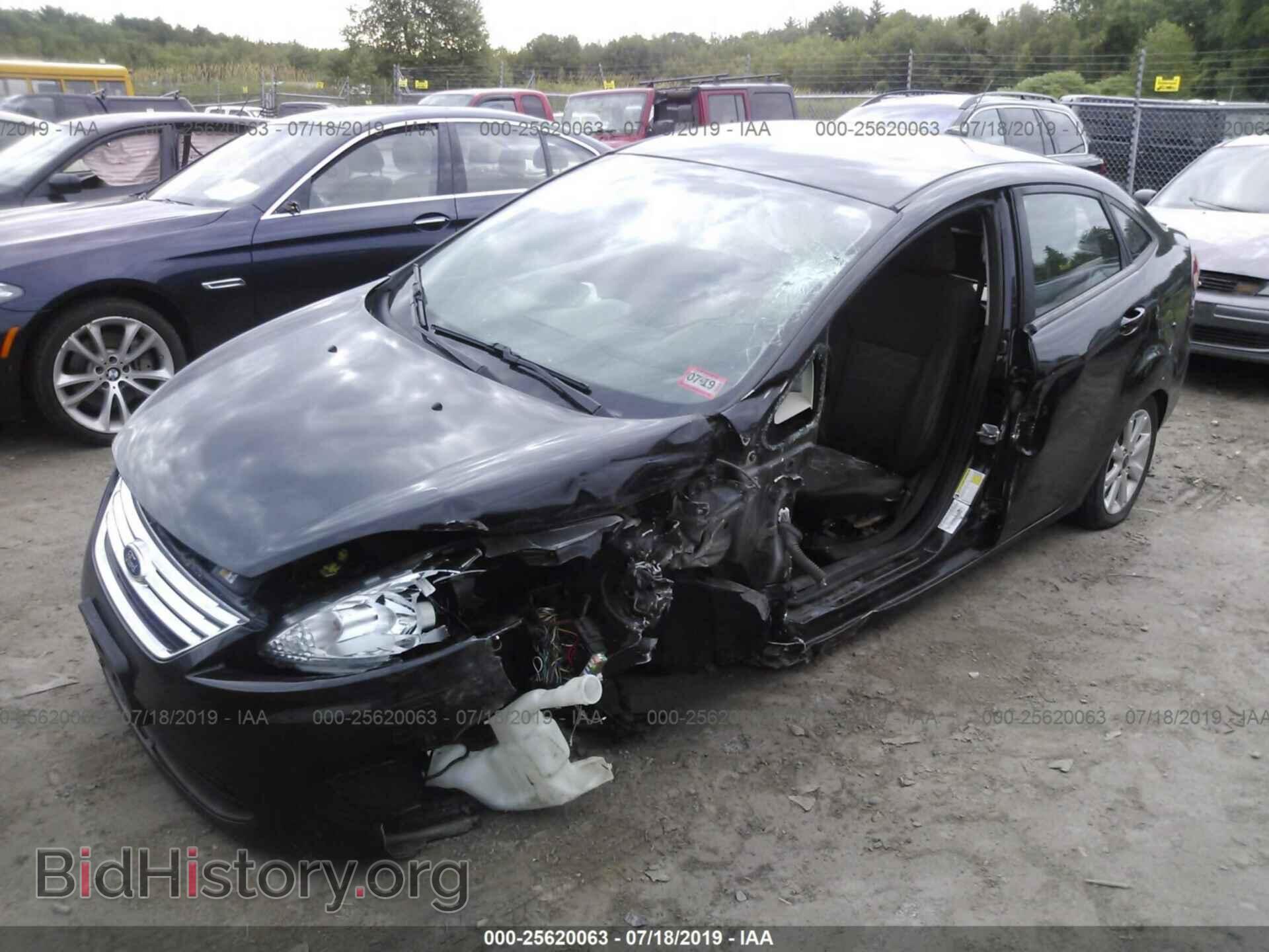 2013 FORD FIESTA - VIN: 3FADP4BJXDM168067 - Фото 2