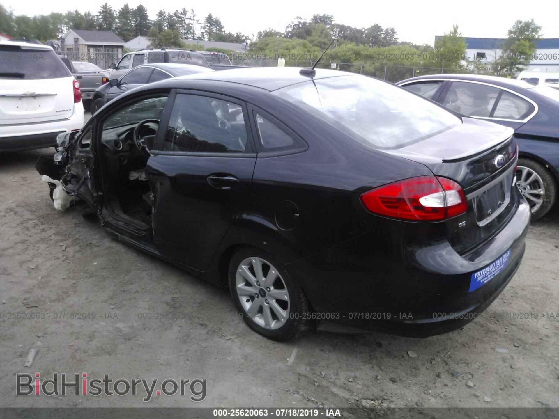 2013 FORD FIESTA - VIN: 3FADP4BJXDM168067 - Фото 3