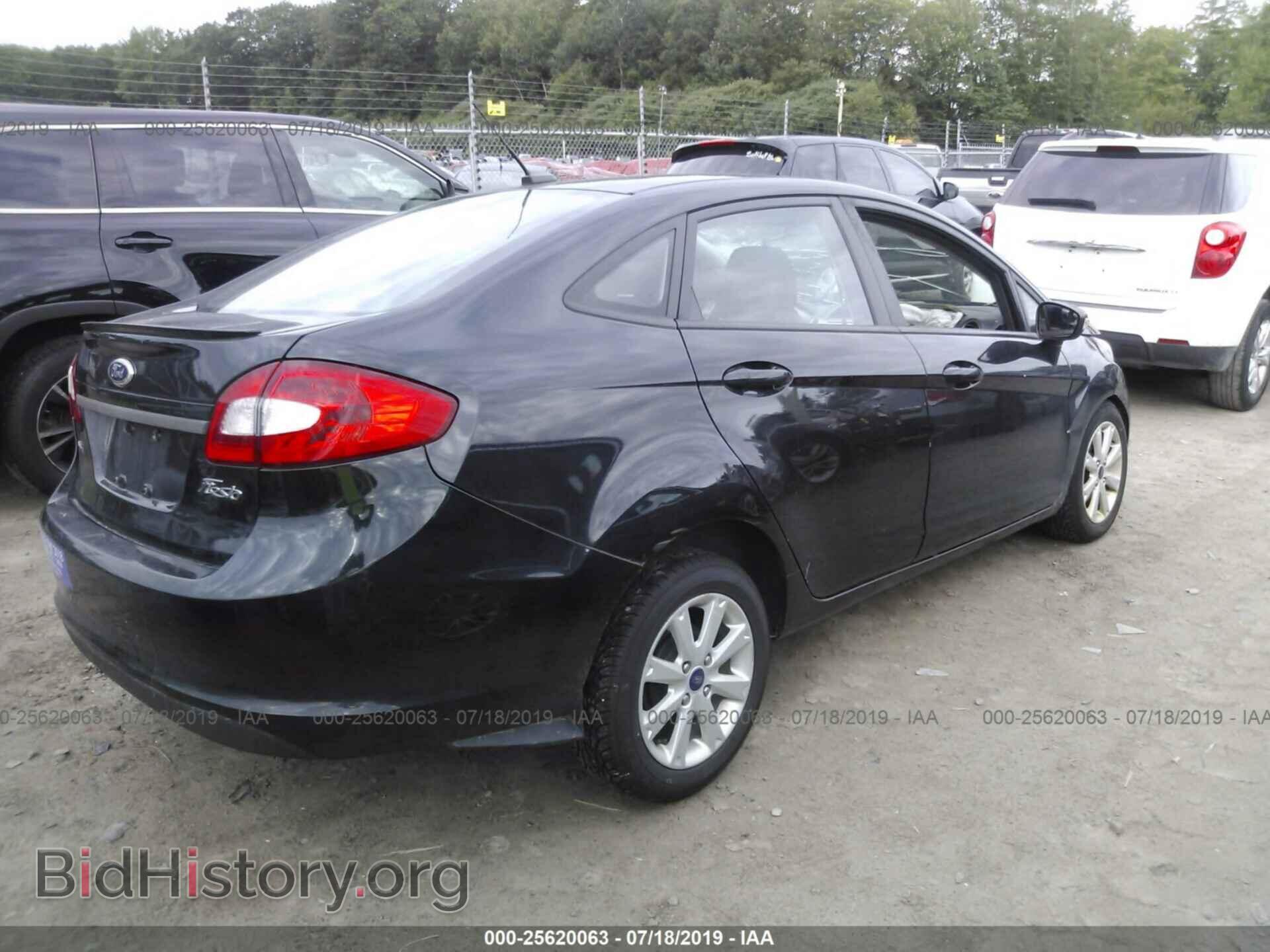2013 FORD FIESTA - VIN: 3FADP4BJXDM168067 - Фото 4