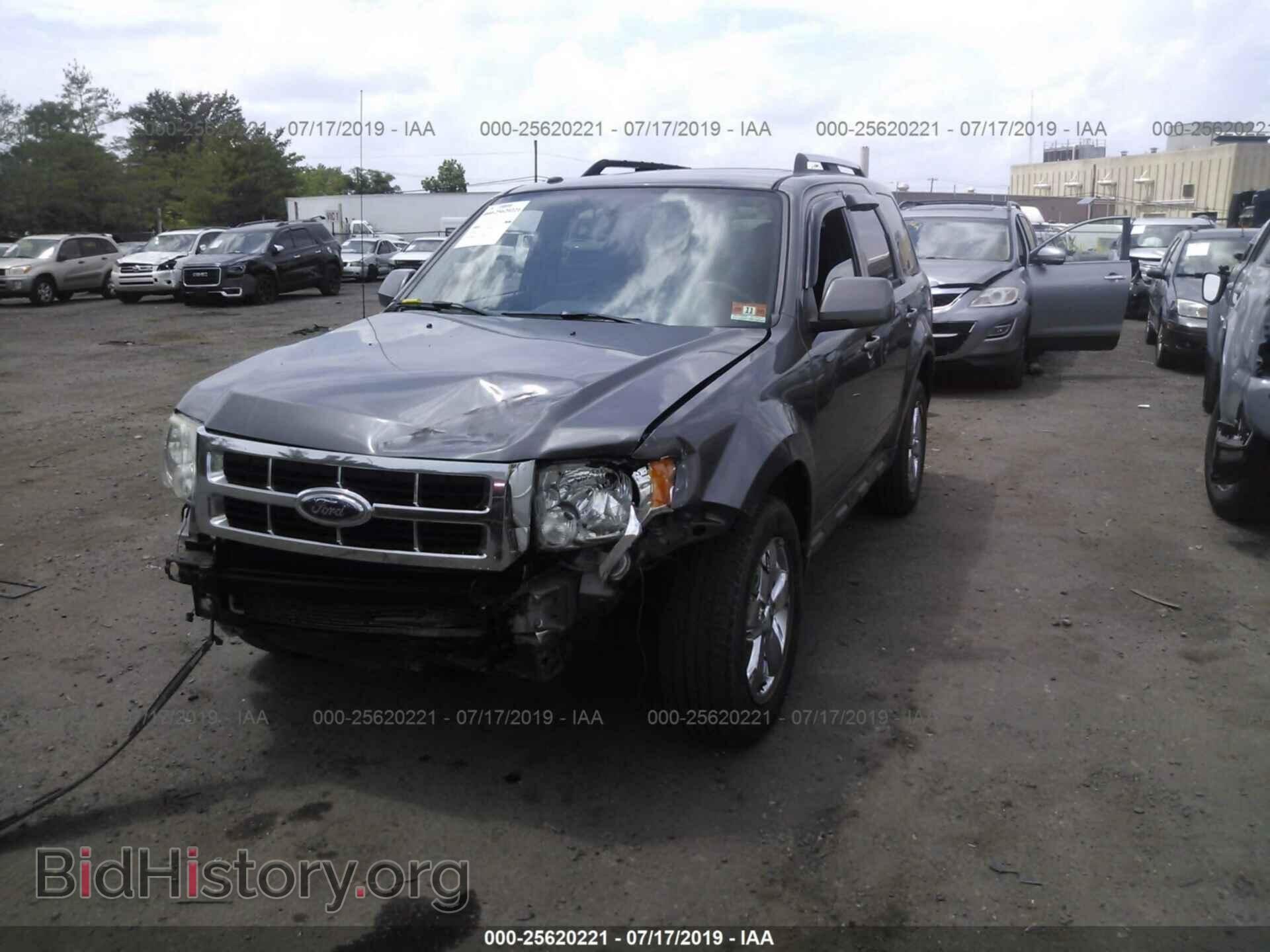 2009 FORD ESCAPE - VIN: 1FMCU94G09KA81303 - Фото 2