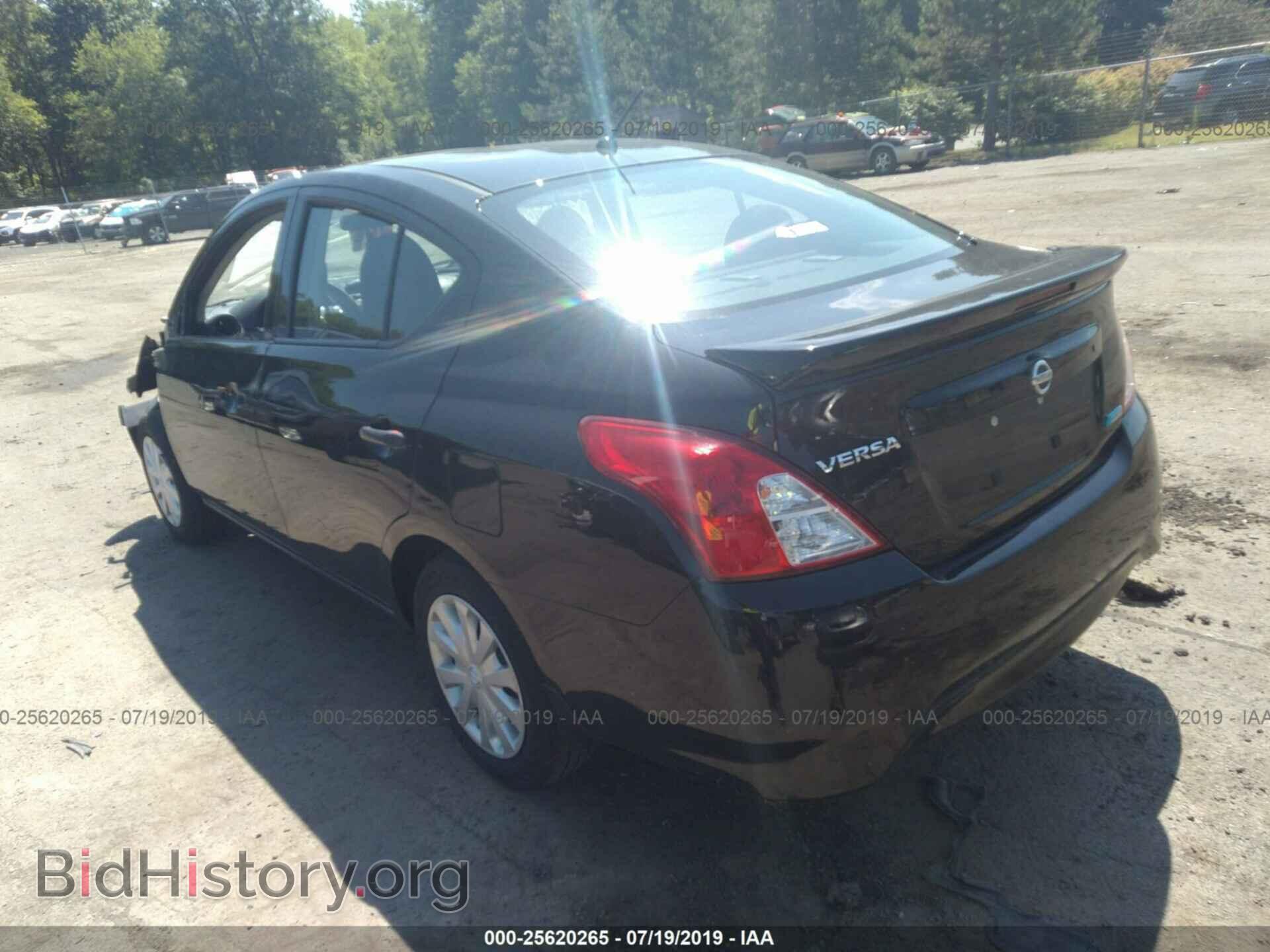 2016 NISSAN VERSA - VIN: 3N1CN7AP5GL825891 - Фото 3