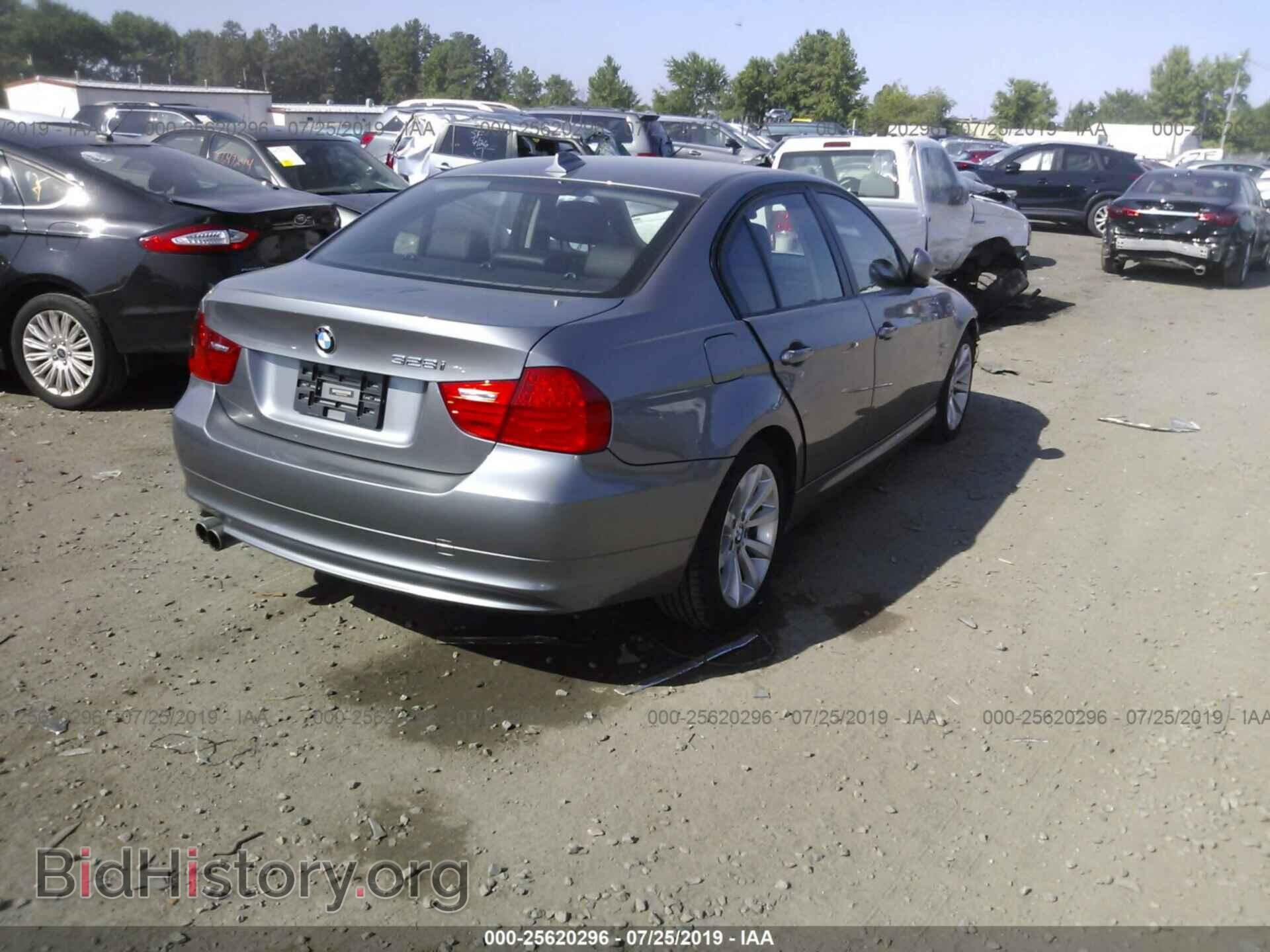 2011 BMW 328 - VIN: WBAPK5C52BF121882 - Фото 4