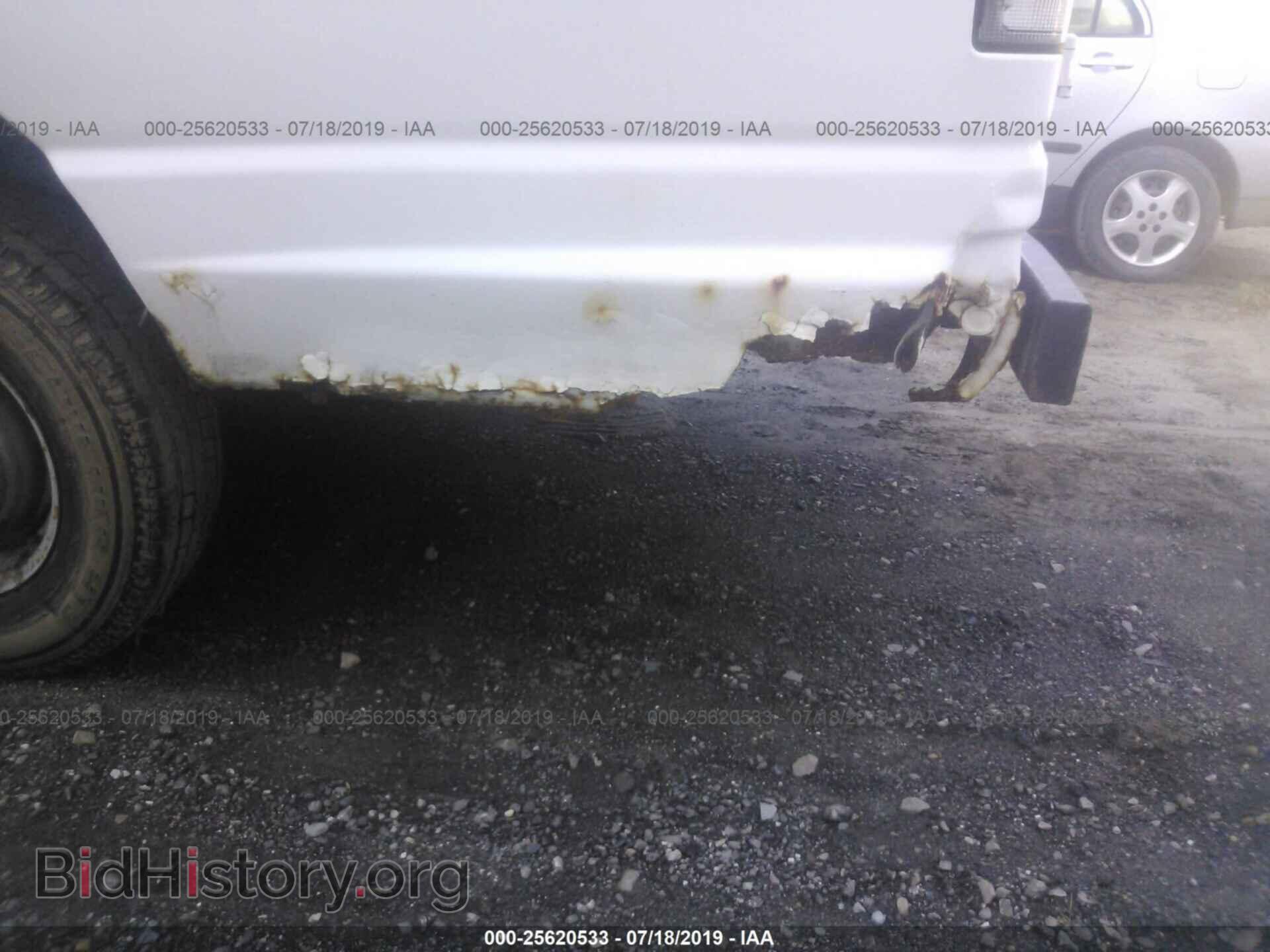 2000 FORD ECONOLINE - VIN: 1FTSS34F5YHA32247 - Фото 6