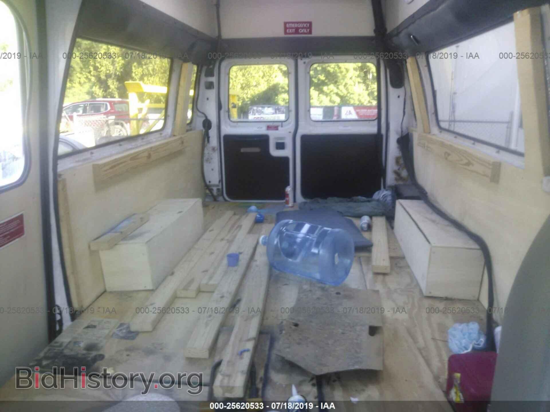 2000 FORD ECONOLINE - VIN: 1FTSS34F5YHA32247 - Фото 8