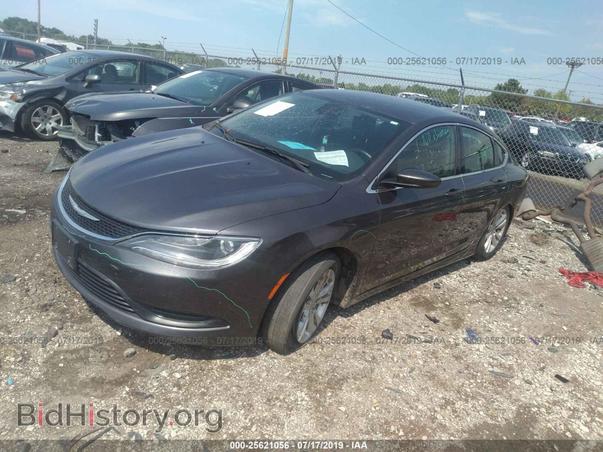 2016 CHRYSLER 200 - VIN: 1C3CCCFB3GN186729 - Фото 2