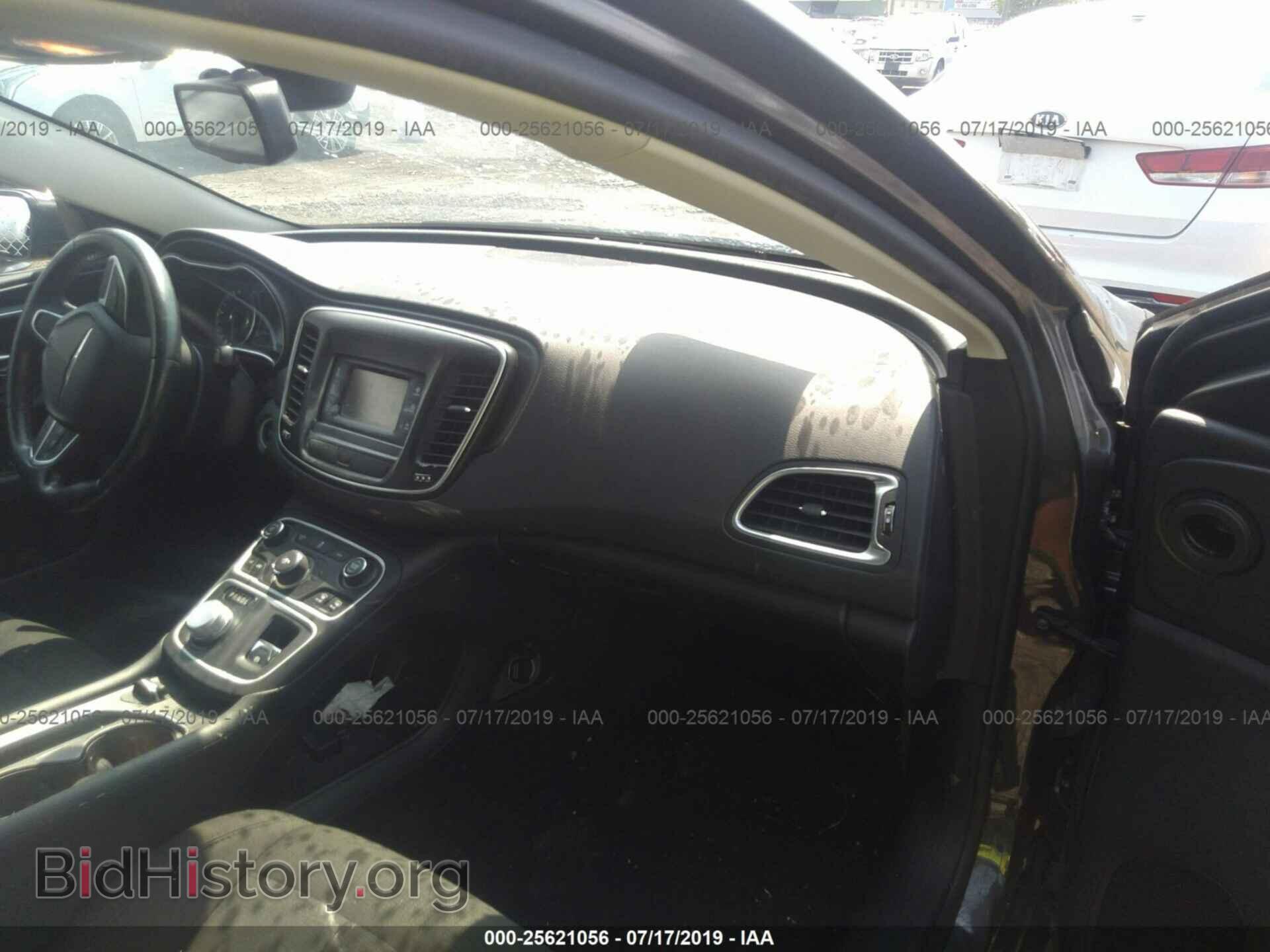 2016 CHRYSLER 200 - VIN: 1C3CCCFB3GN186729 - Фото 5