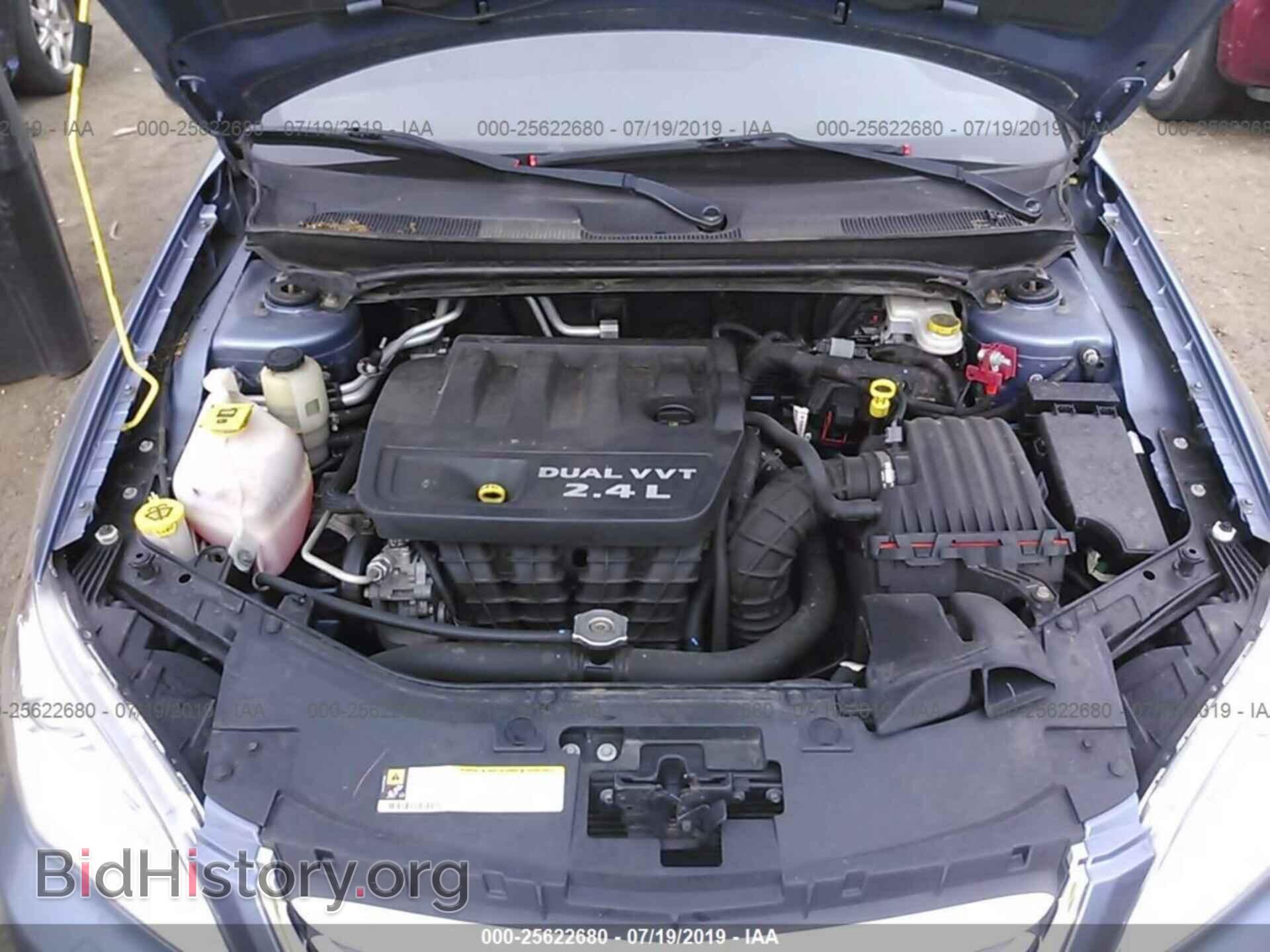 2011 CHRYSLER 200 - VIN: 1C3BC4FB2BN589143 - Photo 10