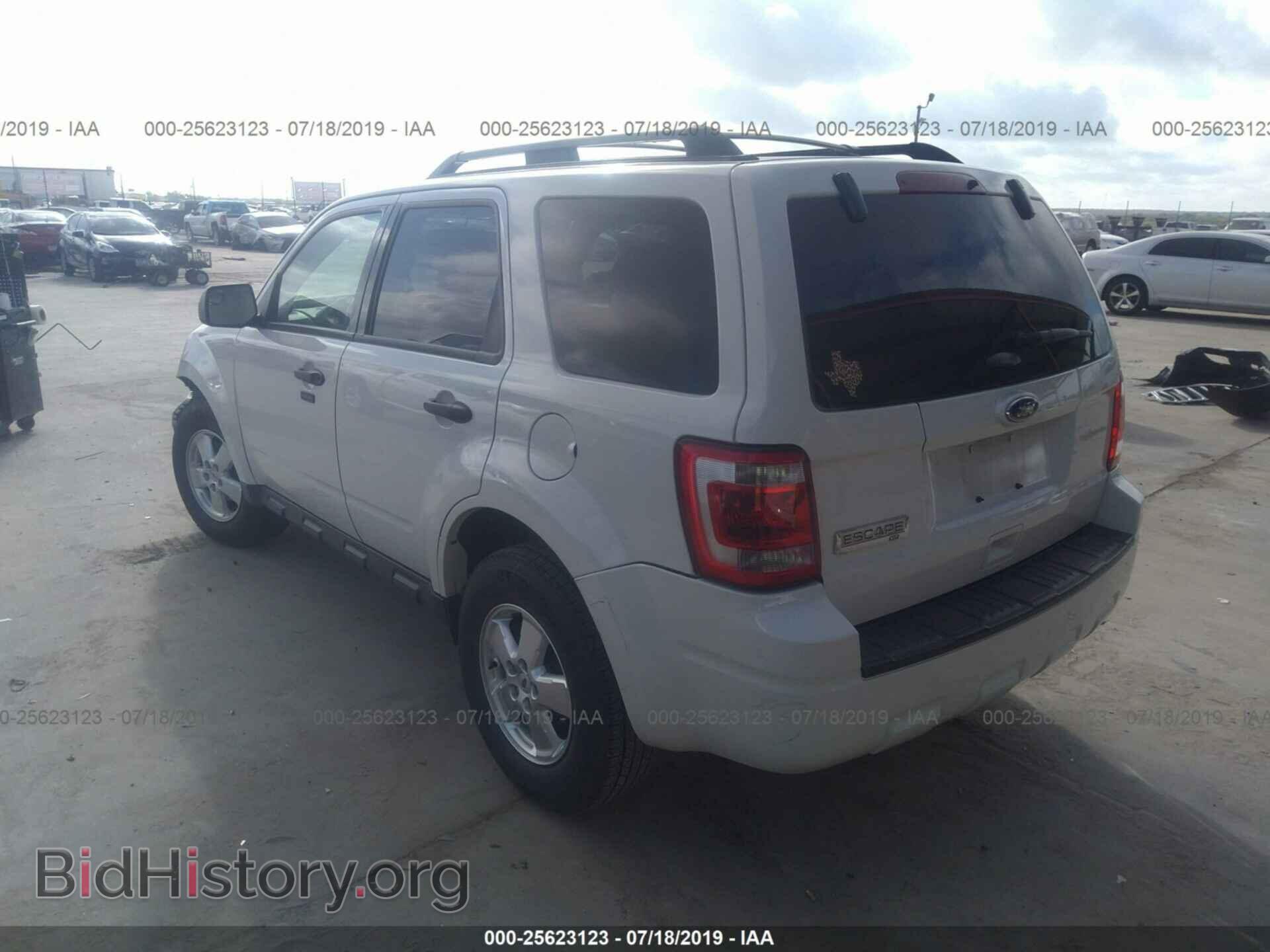 2012 FORD ESCAPE - VIN: 1FMCU0D77CKB03574 - Photo 3