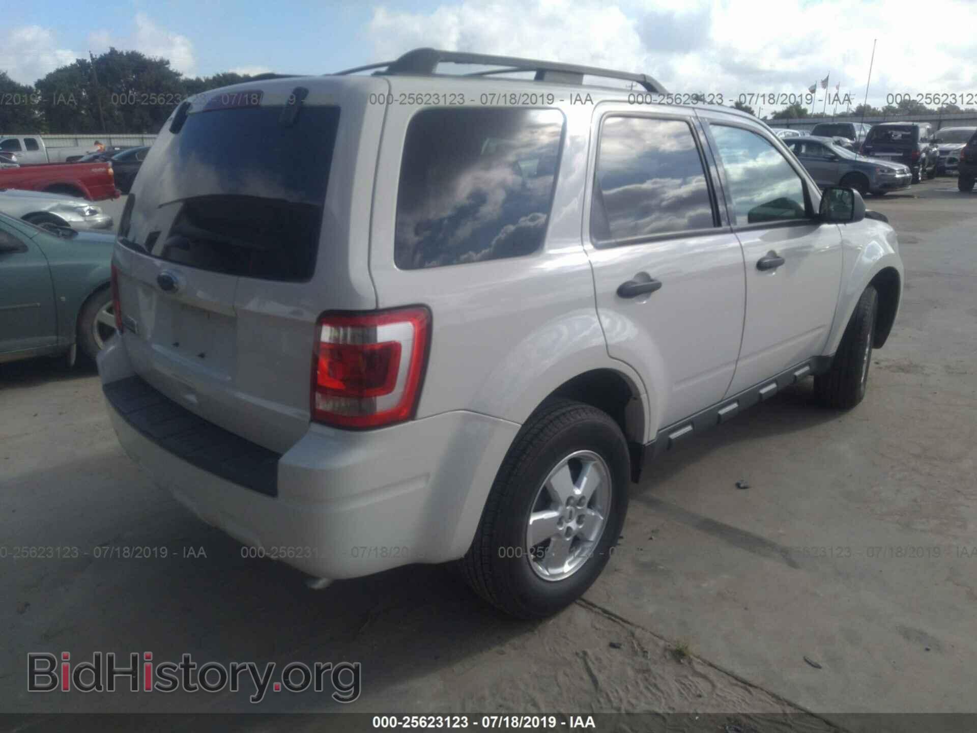 2012 FORD ESCAPE - VIN: 1FMCU0D77CKB03574 - Photo 4