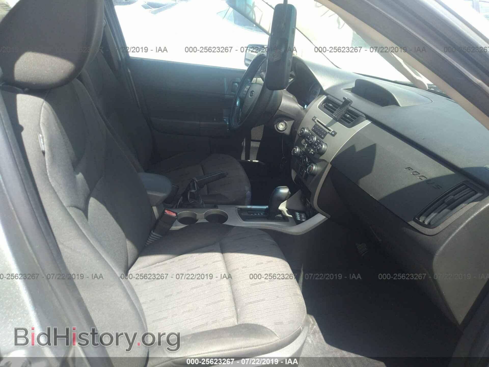 2008 FORD FOCUS - VIN: 1FAHP35N38W270892 - Фото 5