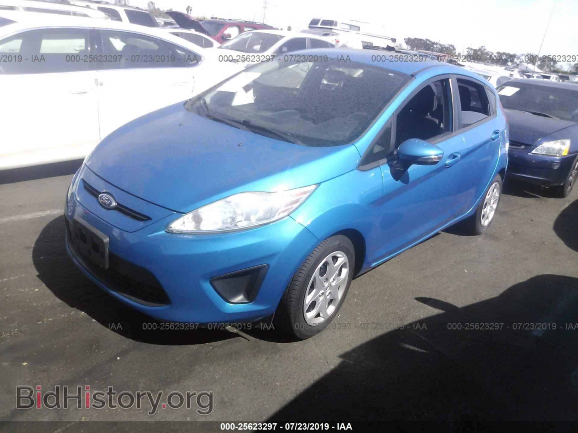 2013 FORD FIESTA - VIN: 3FADP4EJ0DM227669 - Фото 2