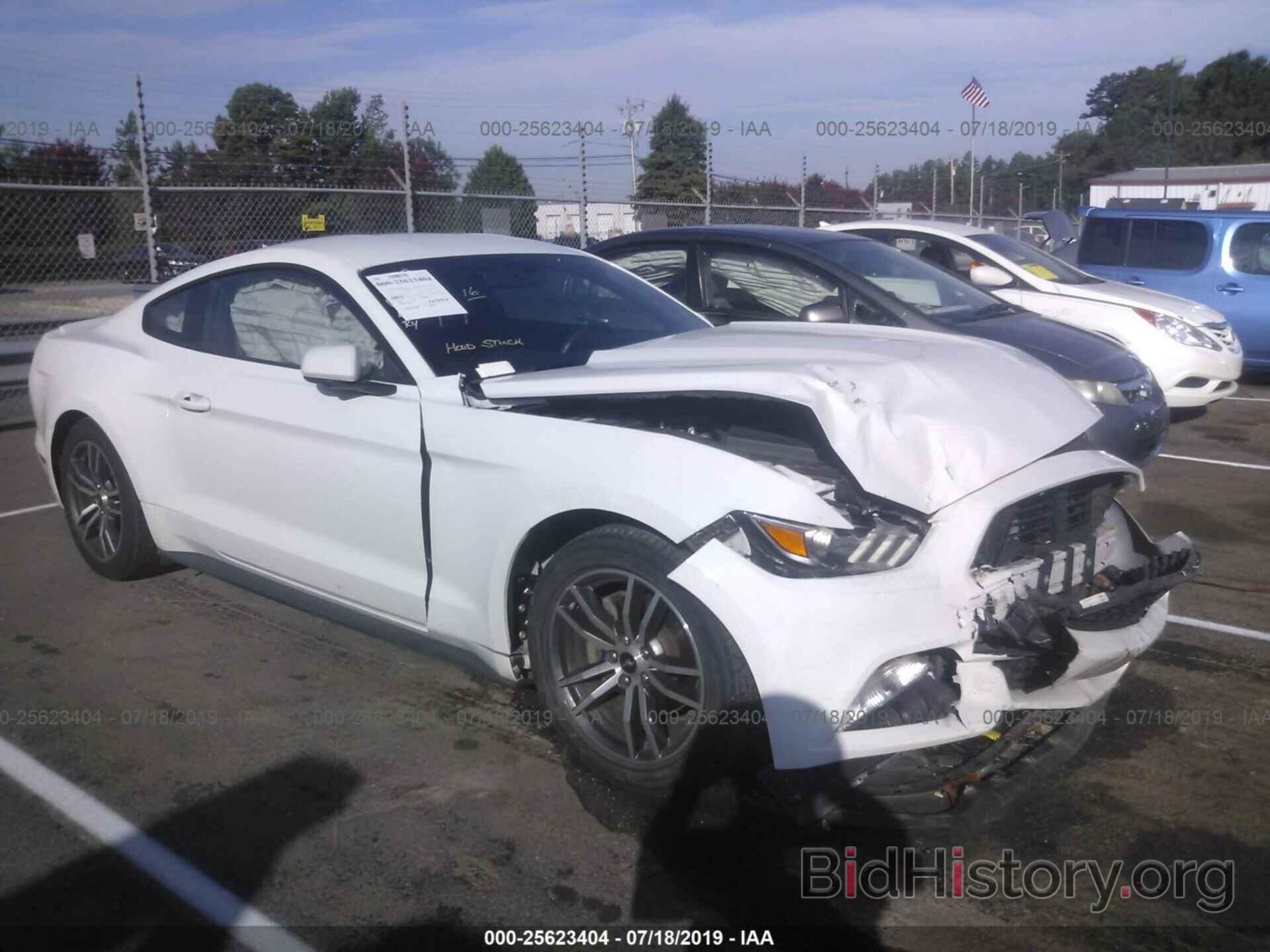 Photo 1FA6P8TH8G5235710 - FORD MUSTANG 2016