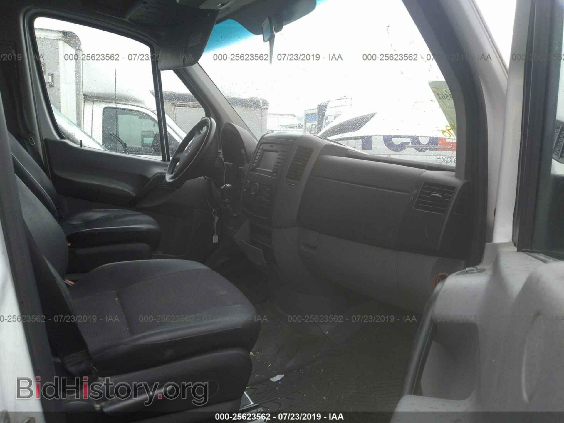 2014 MERCEDES-BENZ SPRINTER - VIN: WD3PE8DC7E5837741 - Фото 5