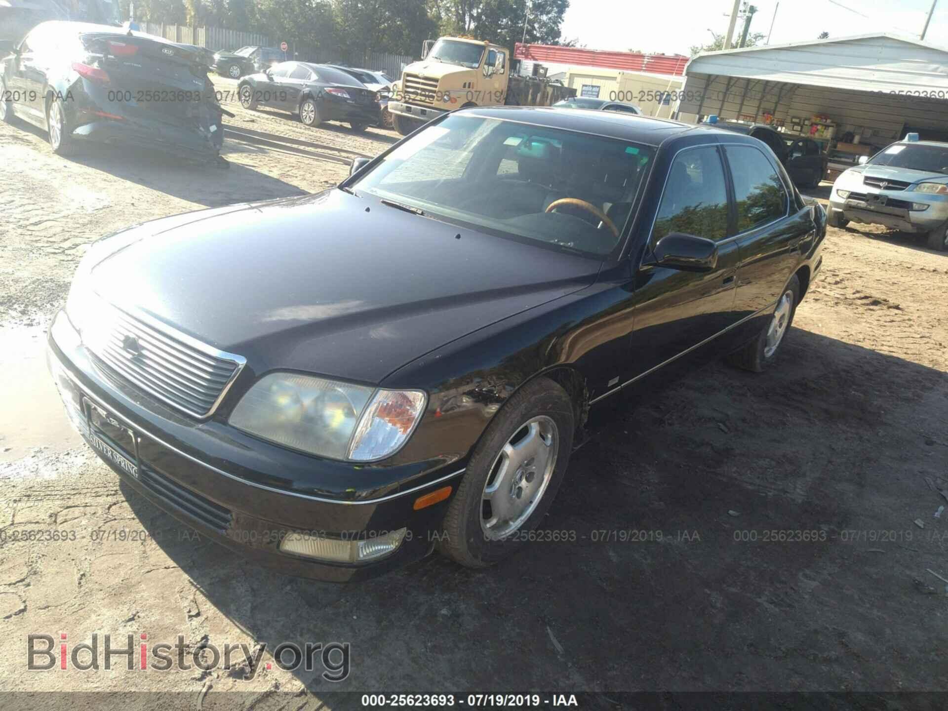 2000 LEXUS LS - VIN: JT8BH28F7Y0176558 - Photo 2