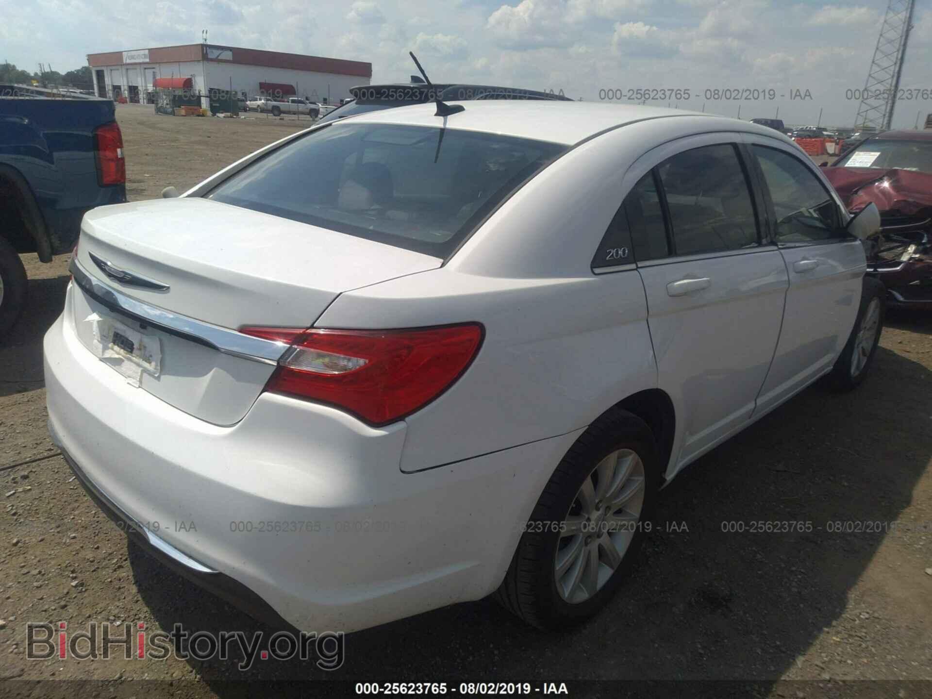 2013 CHRYSLER 200 - VIN: 1C3CCBBB5DN721619 - Photo 4