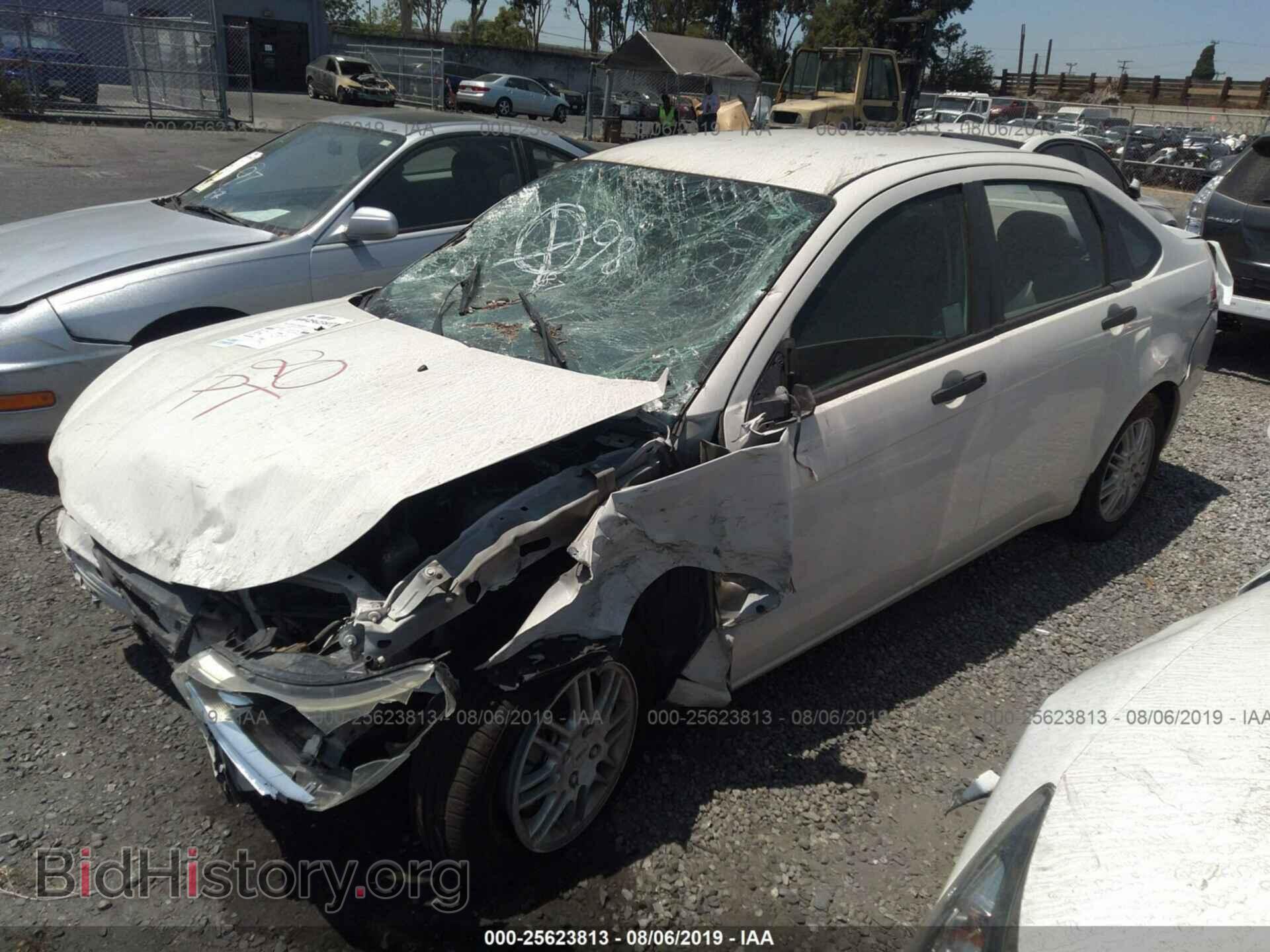 2010 FORD FOCUS - VIN: 1FAHP3FN9AW135761 - Фото 2
