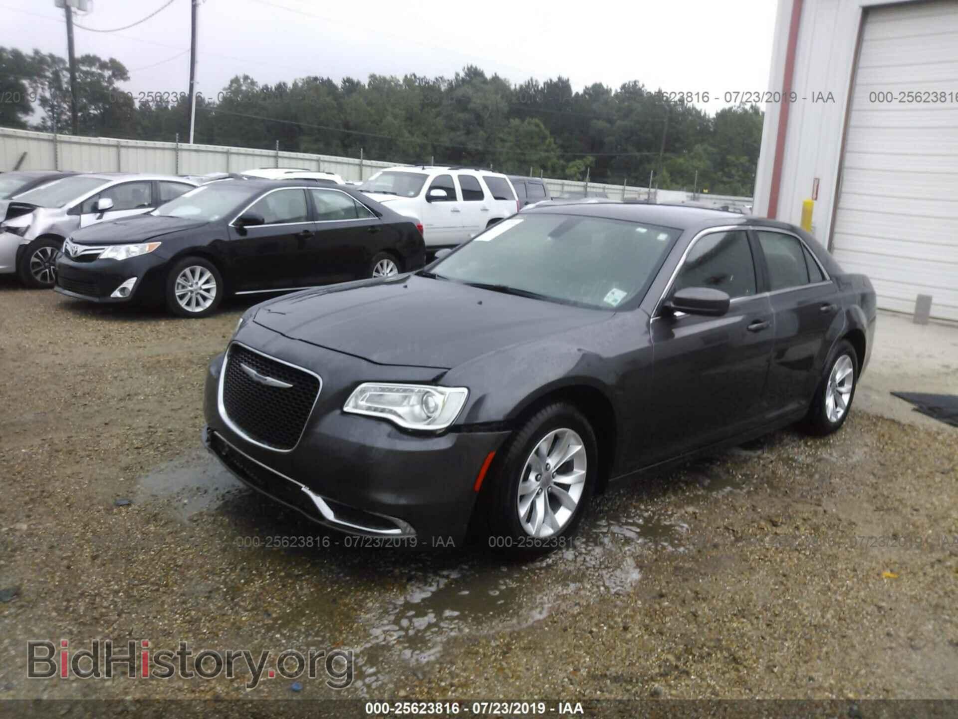 2018 CHRYSLER 300 - VIN: 2C3CCAAG4JH314158 - Фото 2