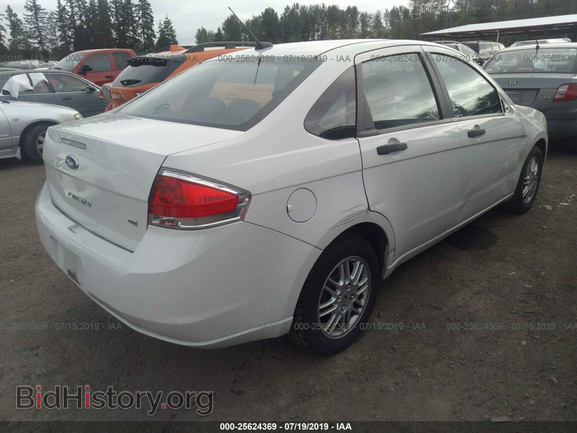 2011 FORD FOCUS - VIN: 1FAHP3FN9BW121733 - Фото 4
