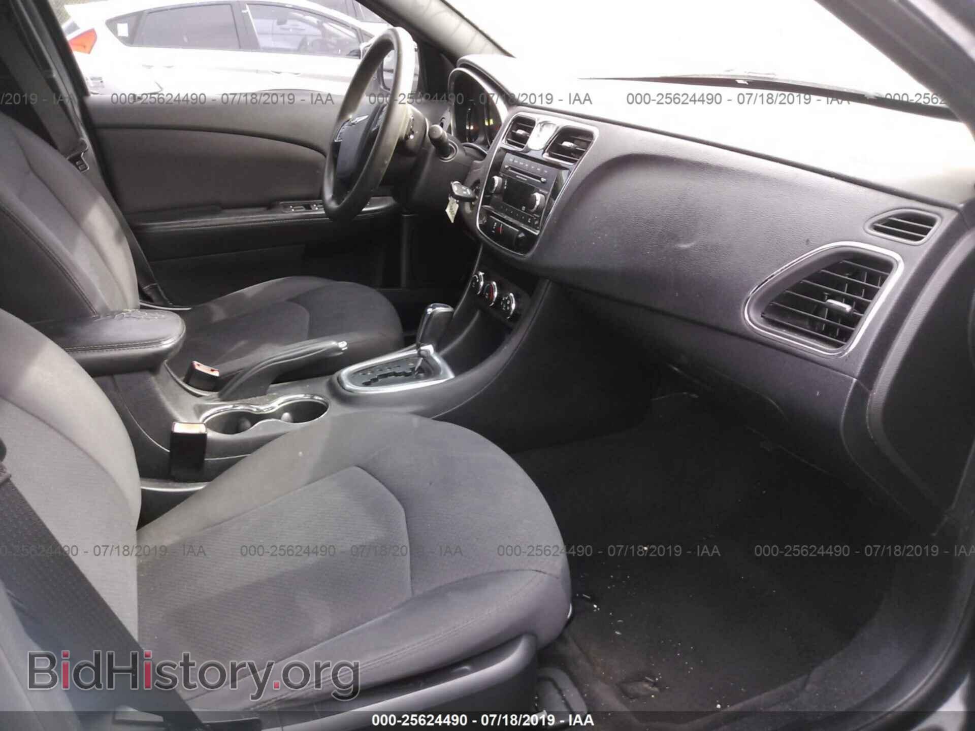 2012 CHRYSLER 200 - VIN: 1C3CCBAB4CN271736 - Фото 5