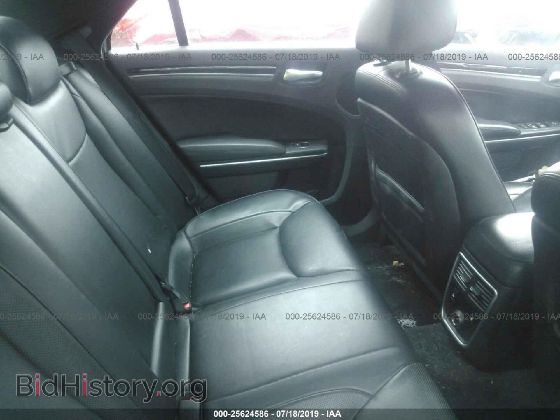 2012 CHRYSLER 300C - VIN: 2C3CCAKT1CH220365 - Фото 8